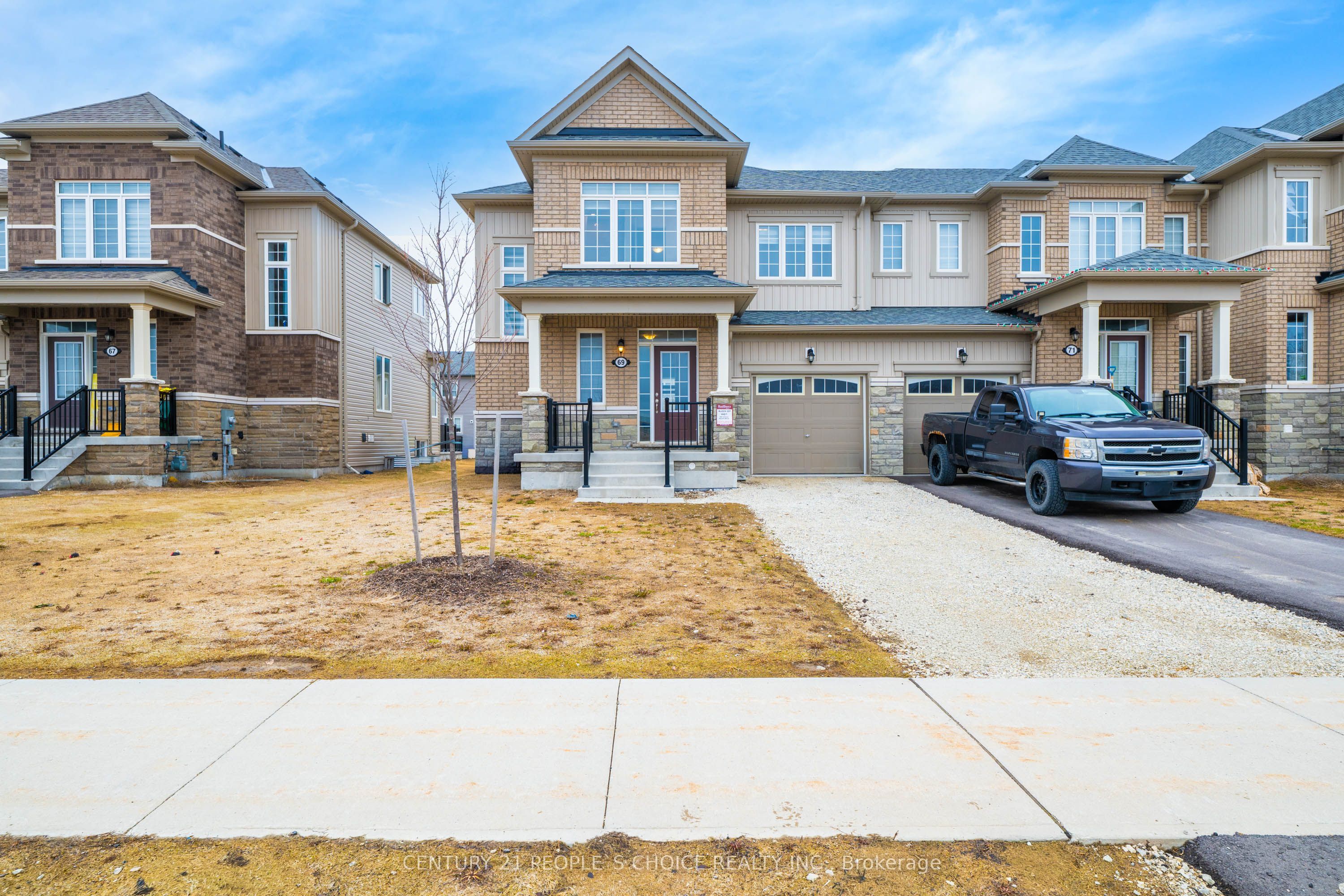 69 Central Square Boulevard, Wasaga Beach, ON L9Z 0L9