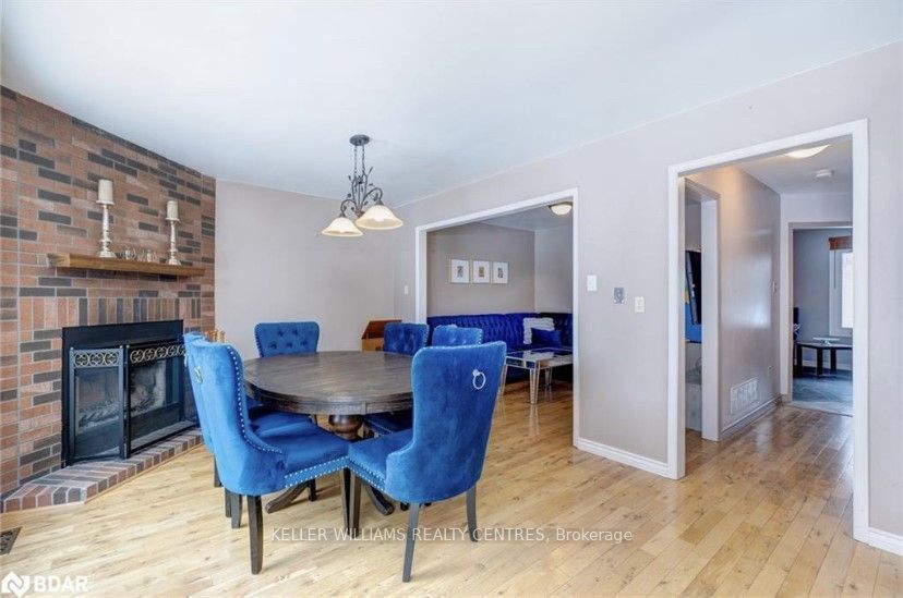 21 Delaney Crescent, Barrie, ON L4N 7C3 photo 4