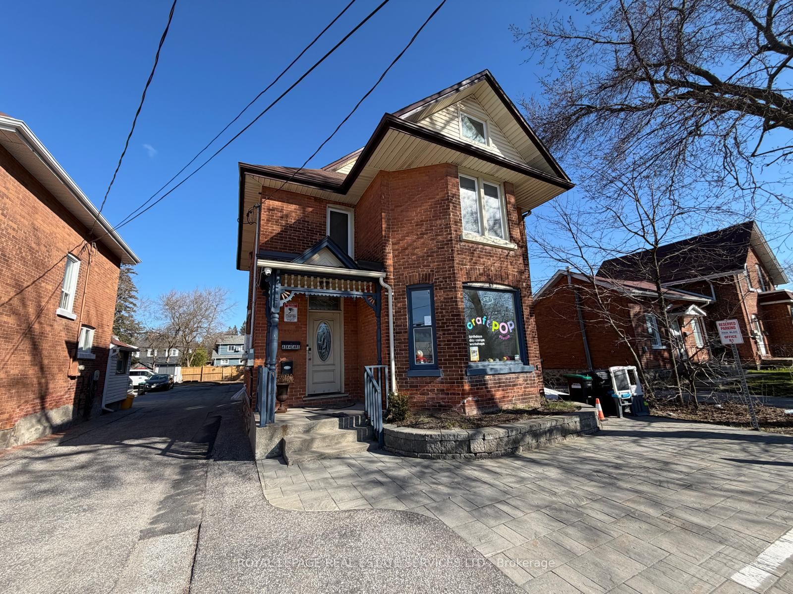100 Essa Road, Barrie, ON L4N 3K7