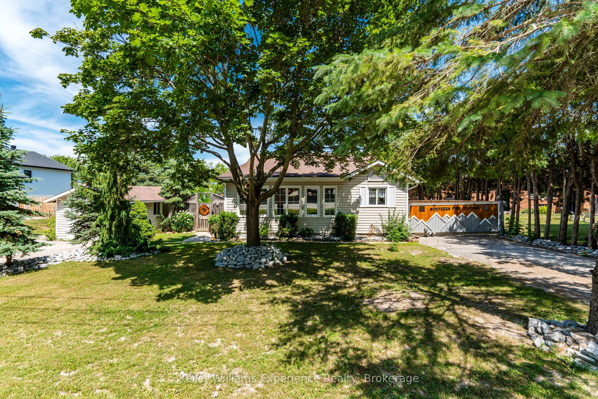 281 Park Street, Tay, ON L0K 2A0