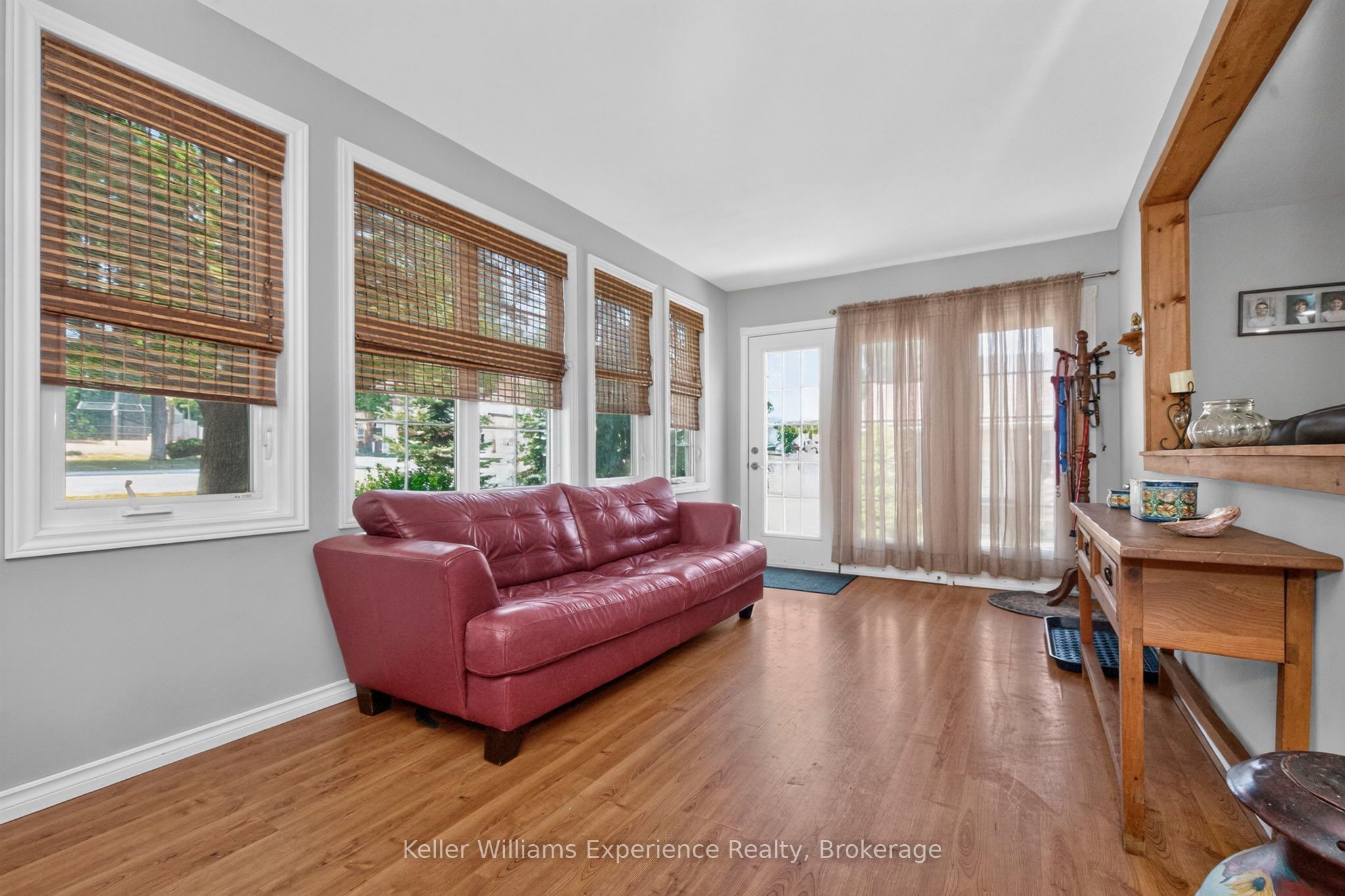 281 Park Street, Tay, ON L0K 2A0 photo 3