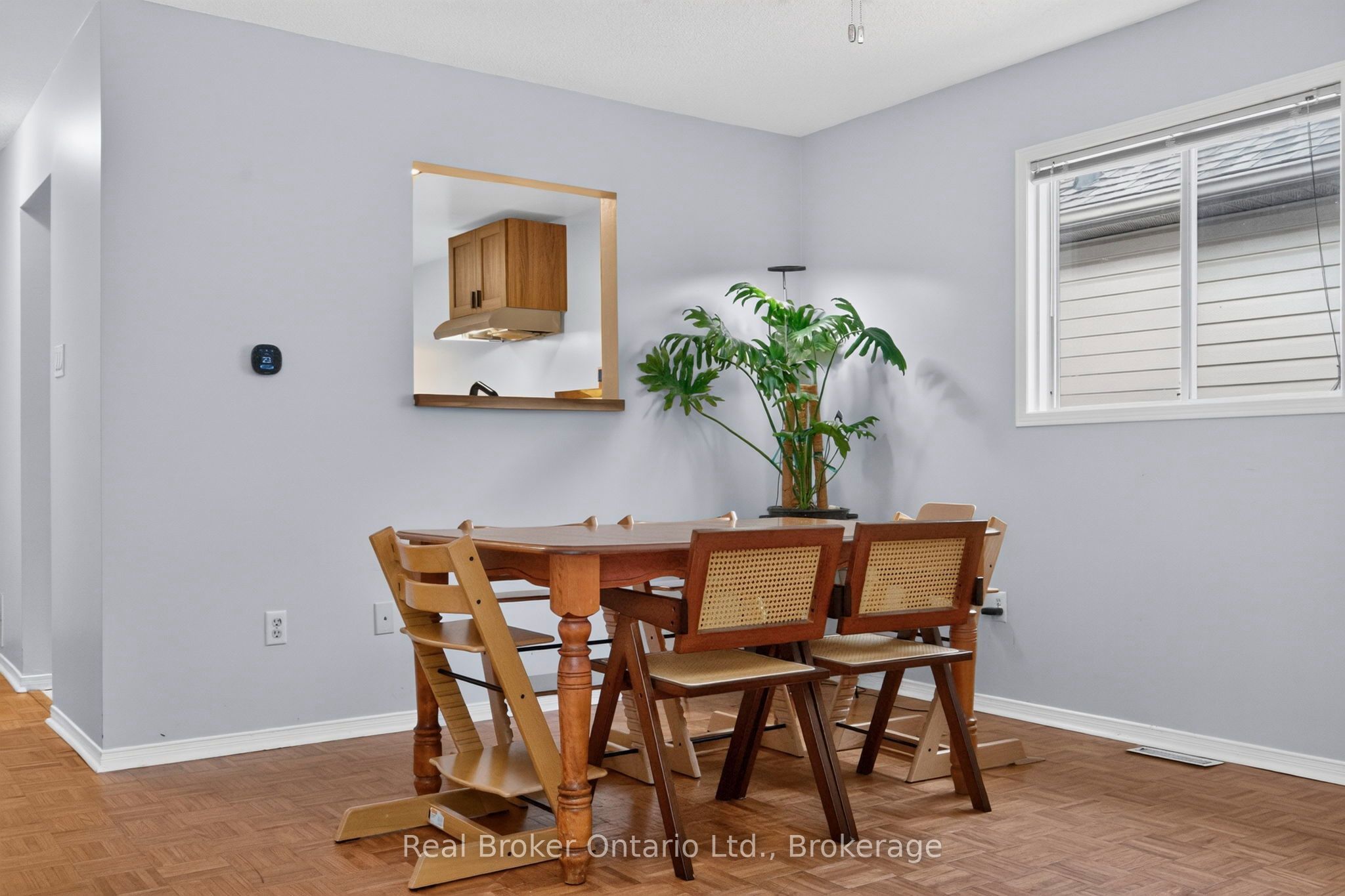 210 Dyer Drive, Wasaga Beach, ON L9Z 1E5 photo 5