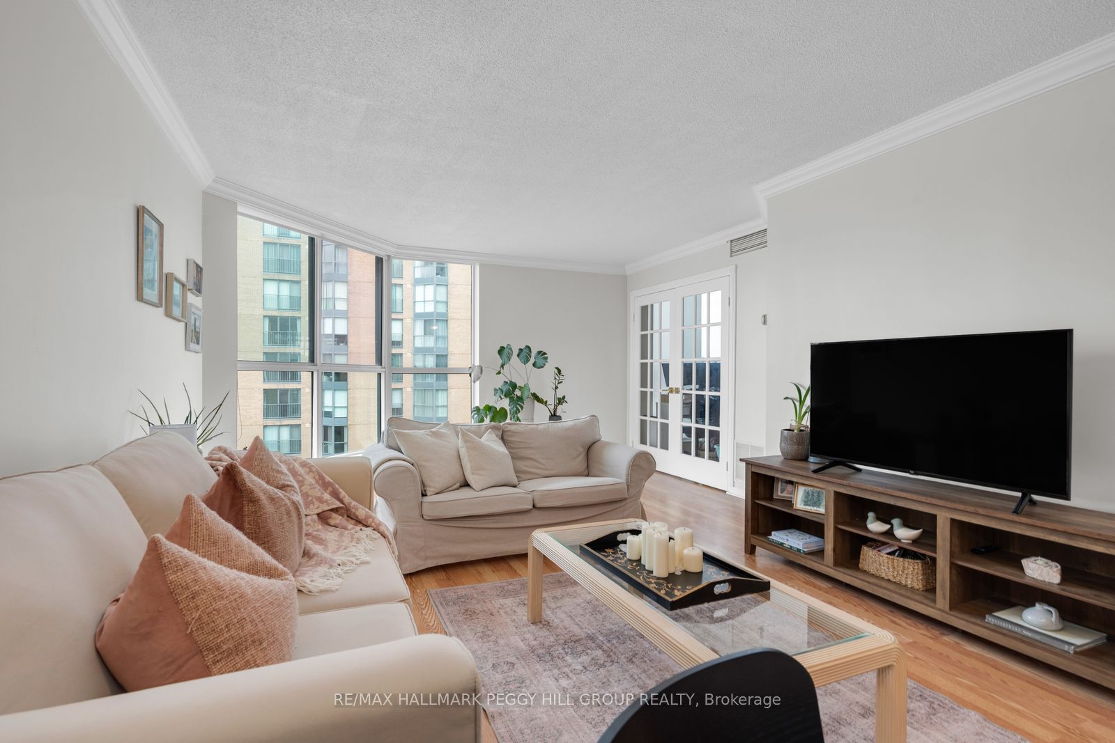 150 Dunlop Street E 904, Barrie, ON L4M 6H1 photo 4