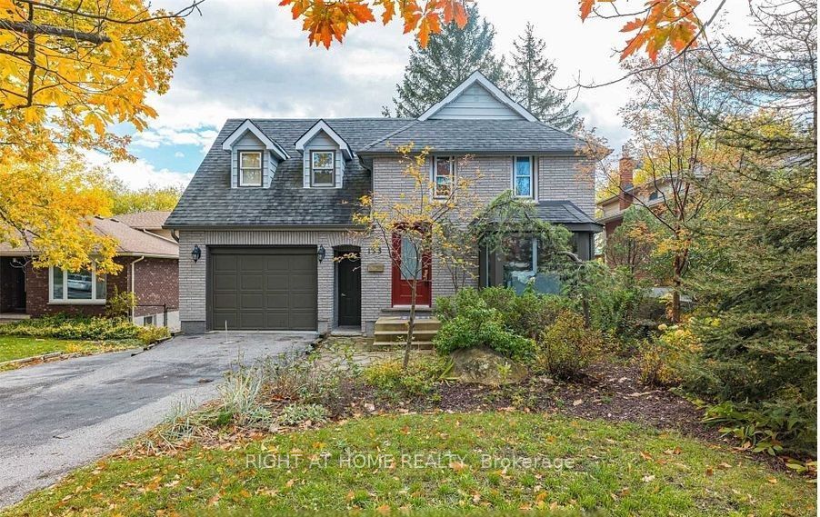 133 Letitia Street, Barrie, ON L4N 1P4