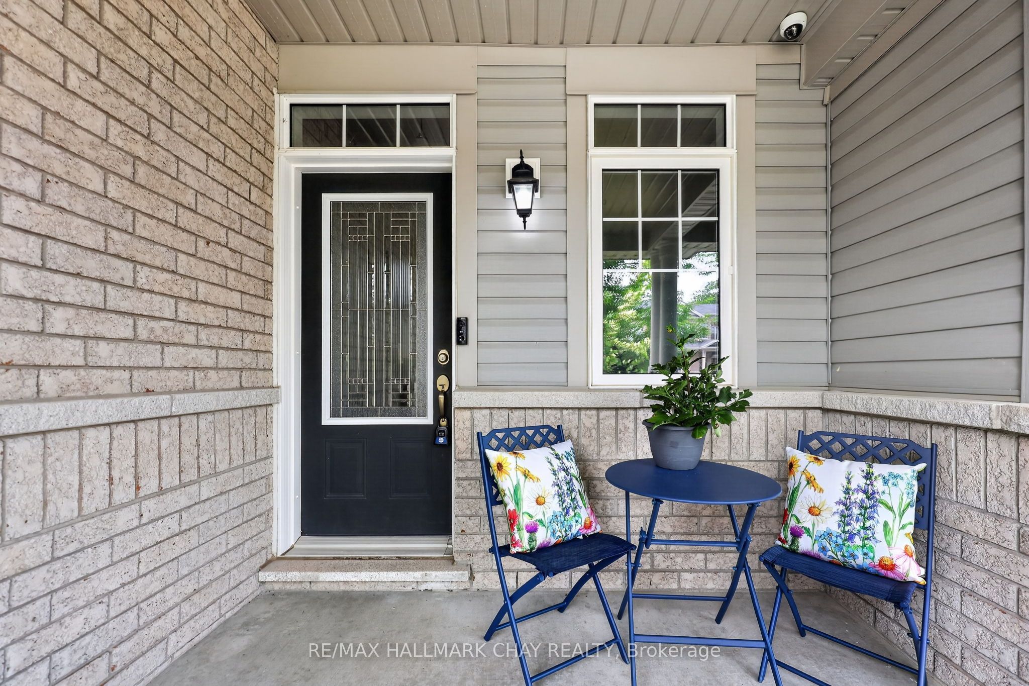 21 Pearcey Crescent, Barrie, ON L4N 6R8 photo 2