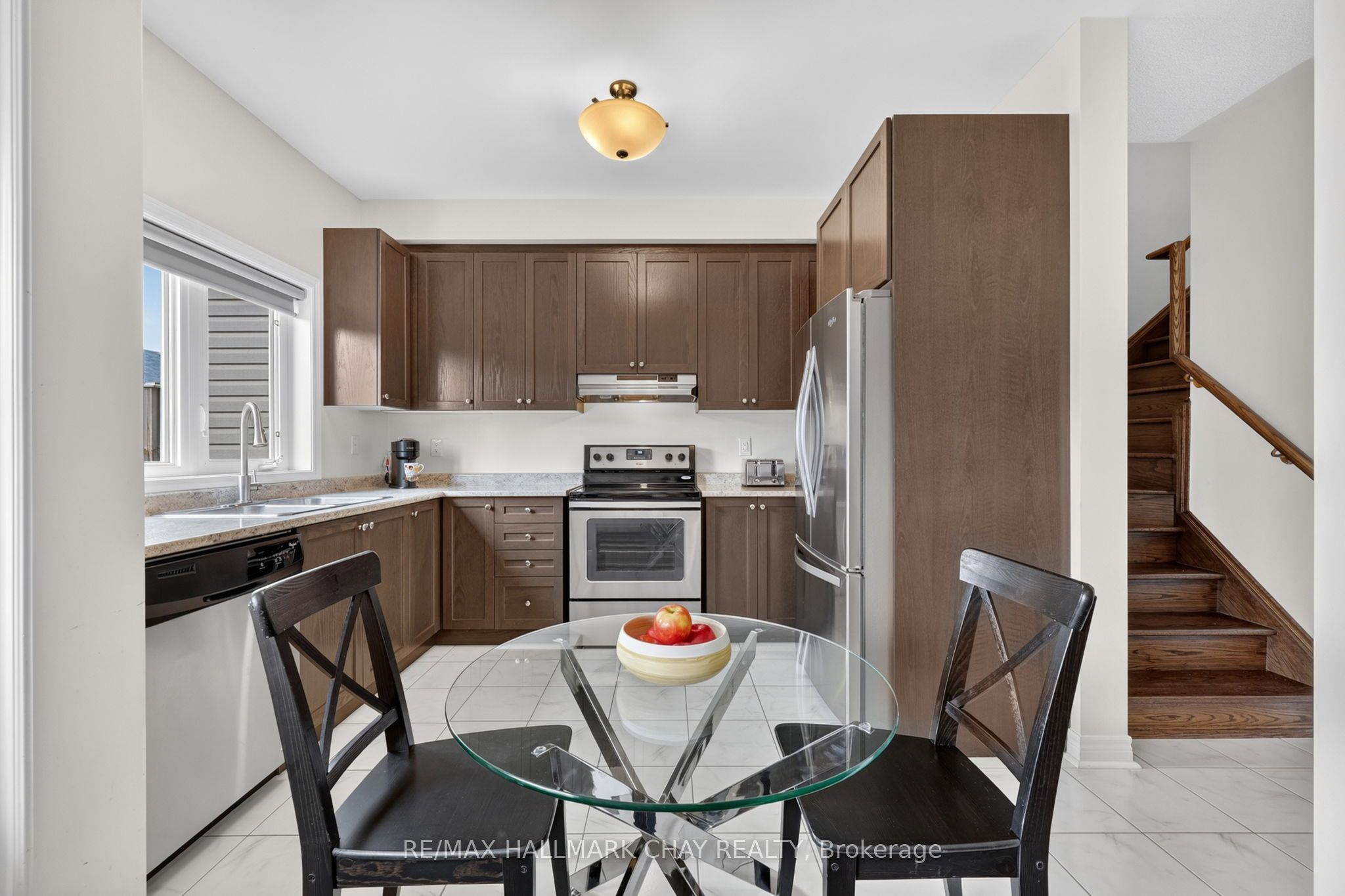 21 Pearcey Crescent, Barrie, ON L4N 6R8 photo 5