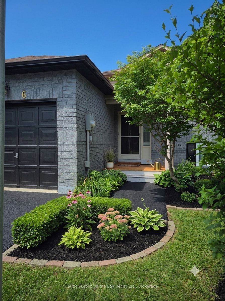 6 Donald Crescent, Wasaga Beach, ON L9Z 1E1 photo 2