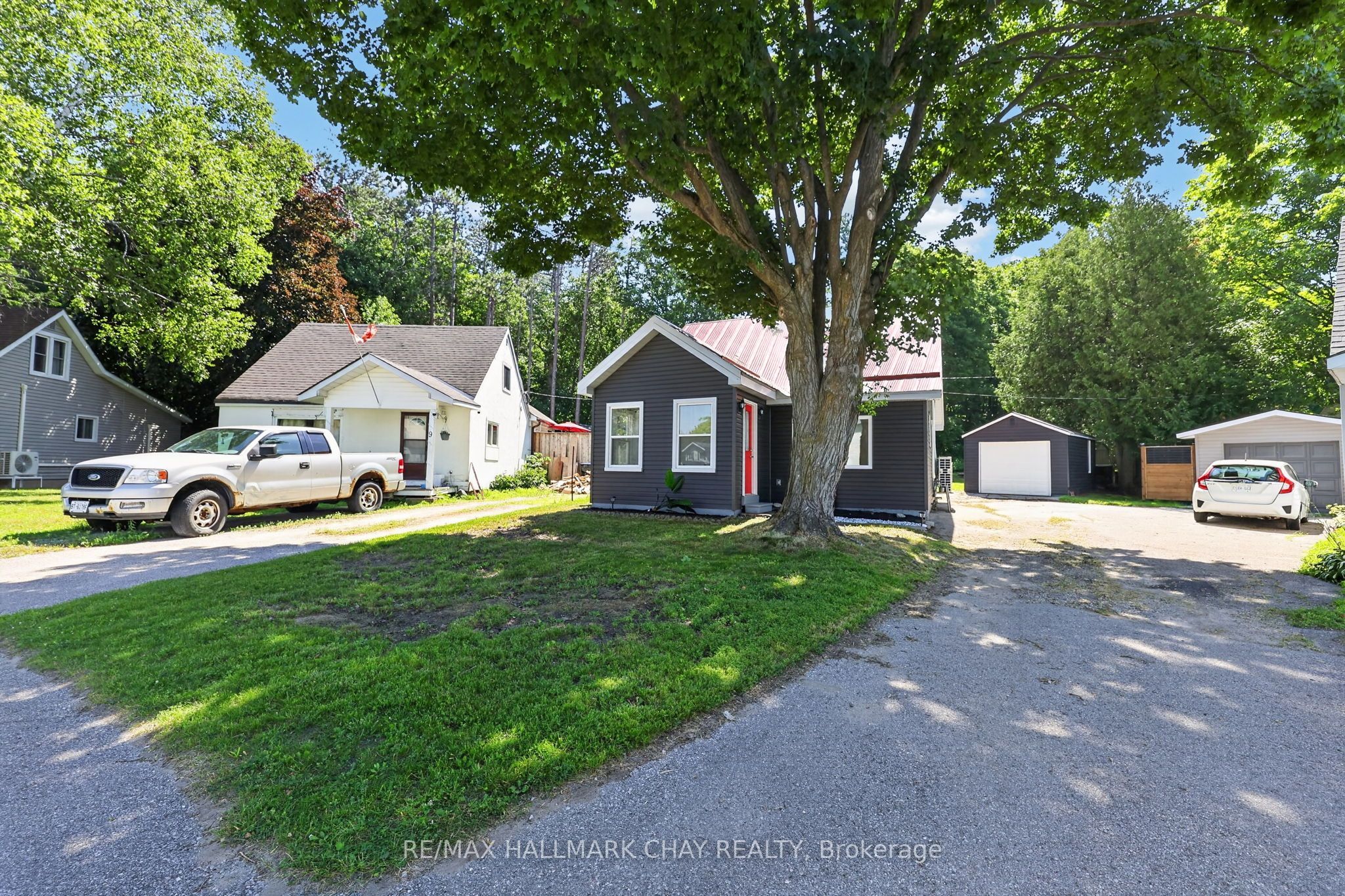 7 Victory Crescent, Penetanguishene, ON L9M 1B6 photo 2