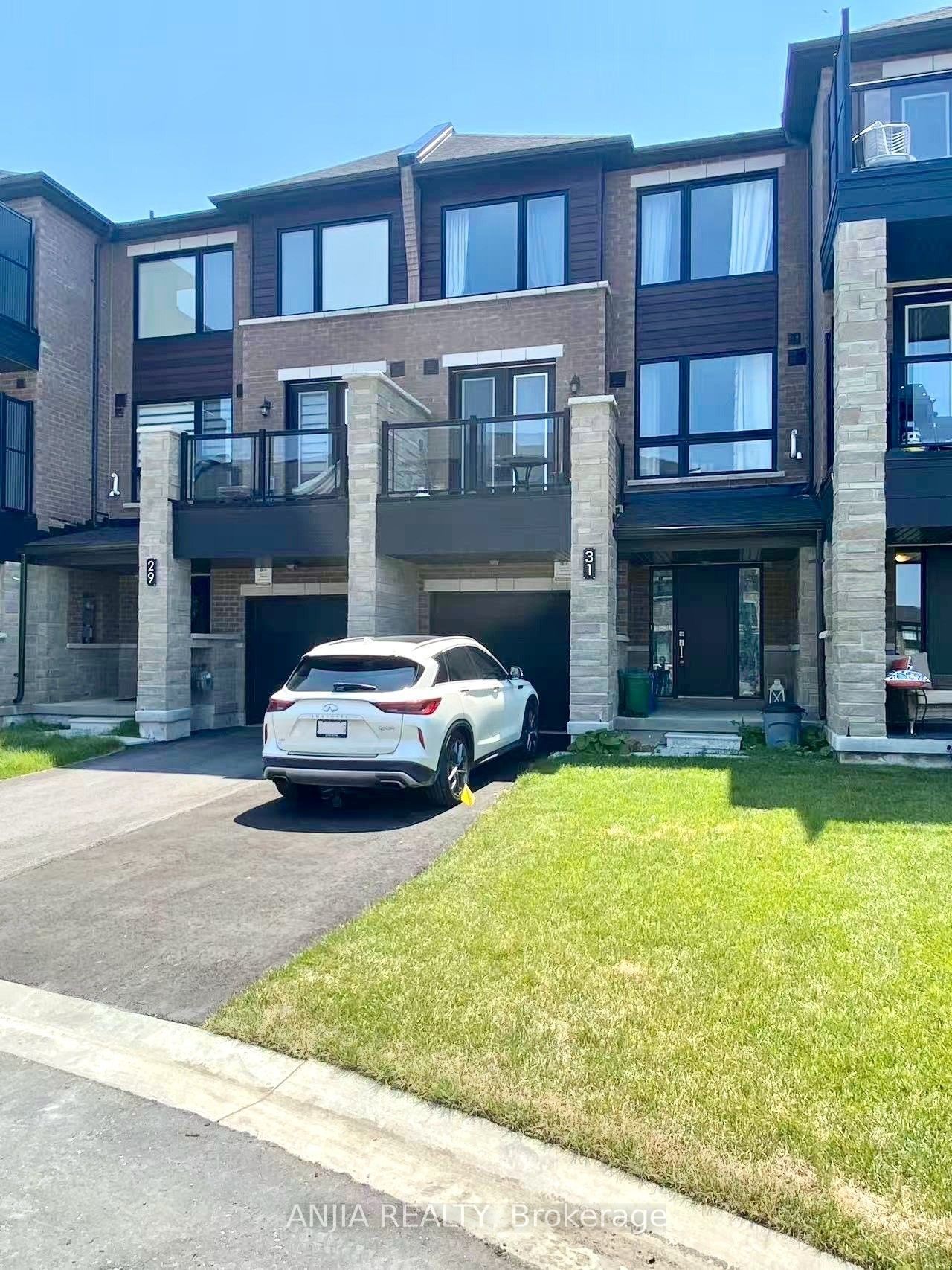 31 Red Maple Lane, Barrie, ON L9J 0N4 photo 2
