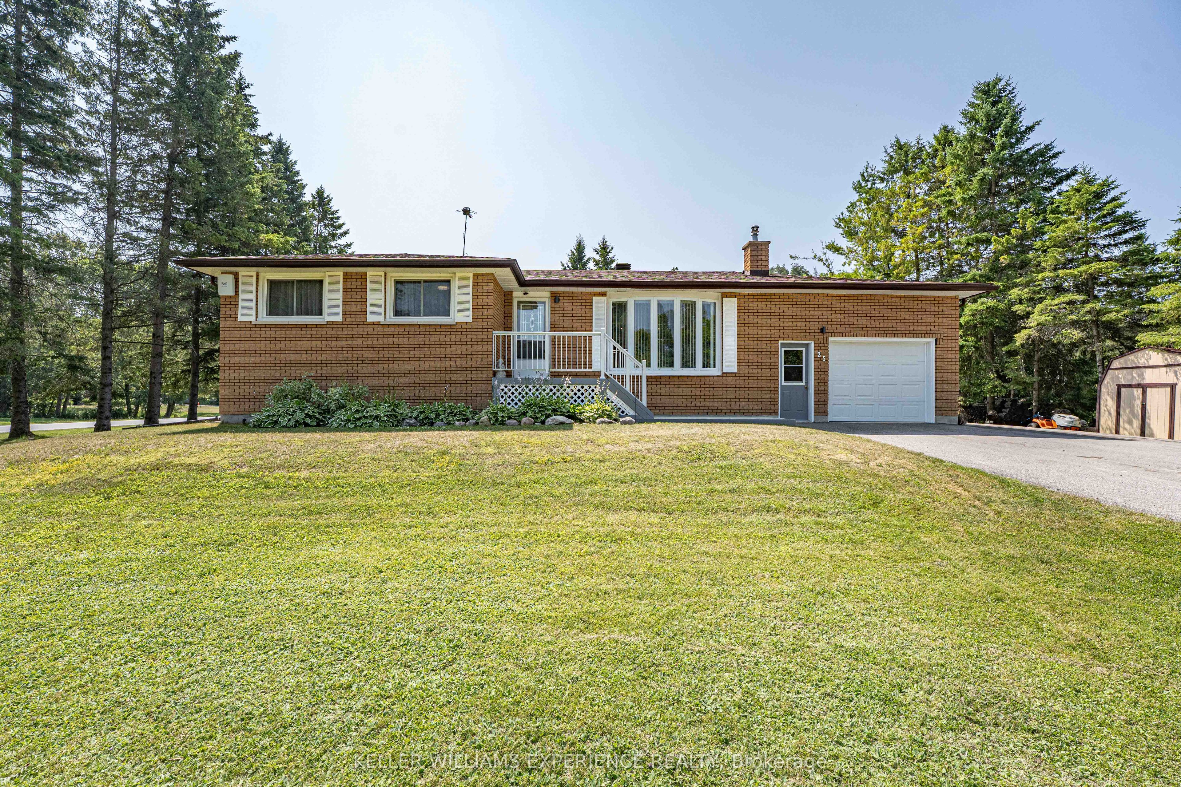 25 LAMERS Crescent, Clearview, ON L0M 1N0 photo 2