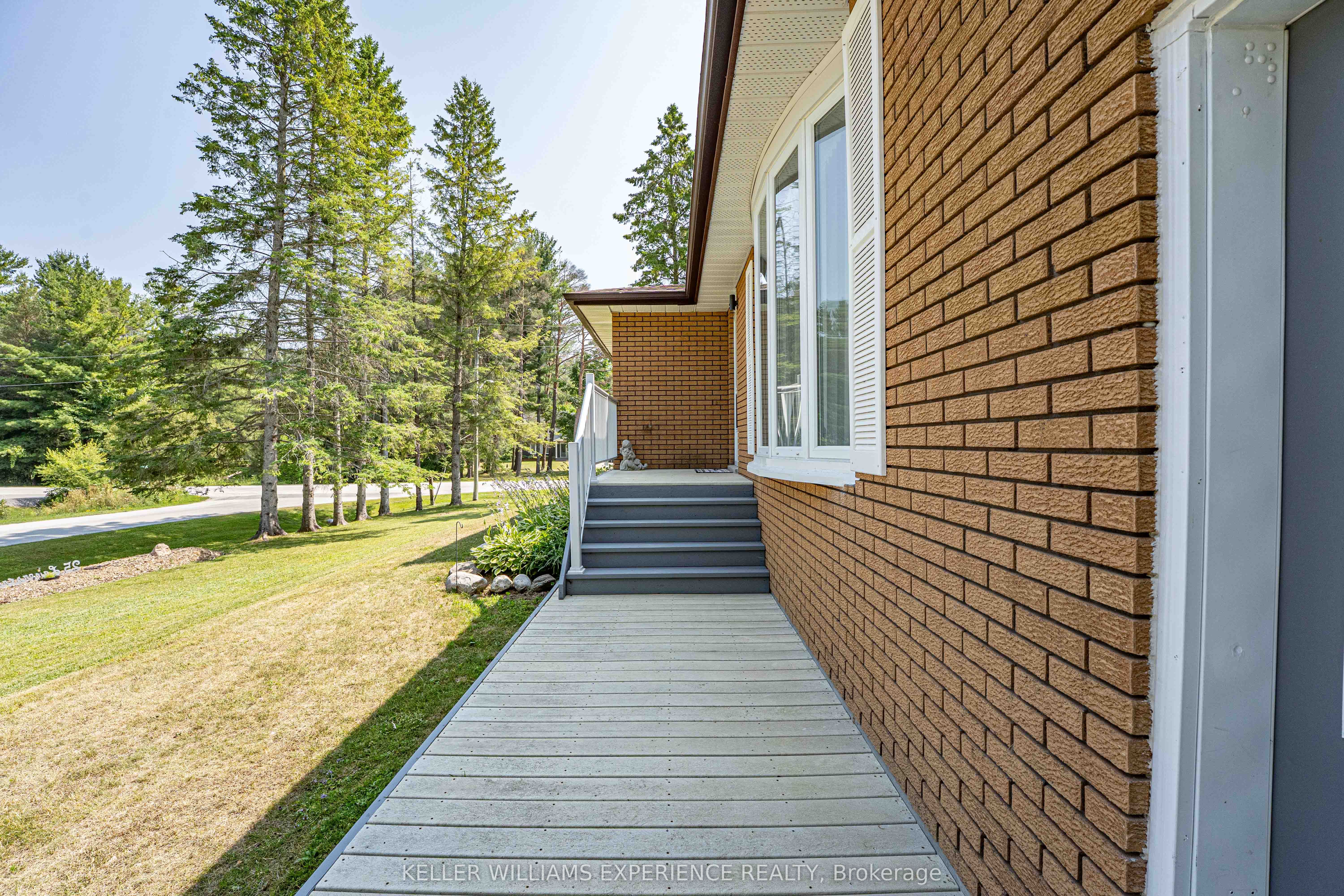 25 LAMERS Crescent, Clearview, ON L0M 1N0 photo 4