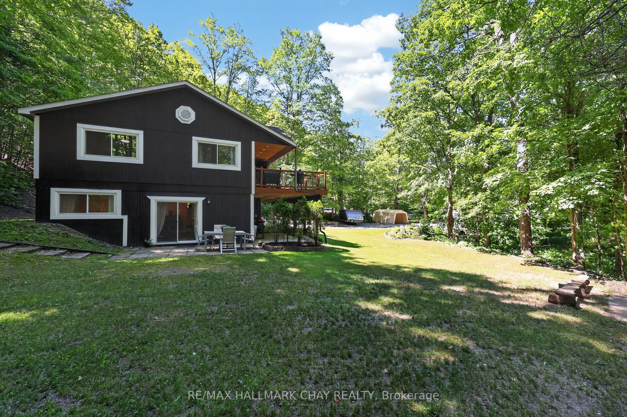 23 ALGONQUIN Trail, Oro-Medonte, ON L0K 1E0 photo 3