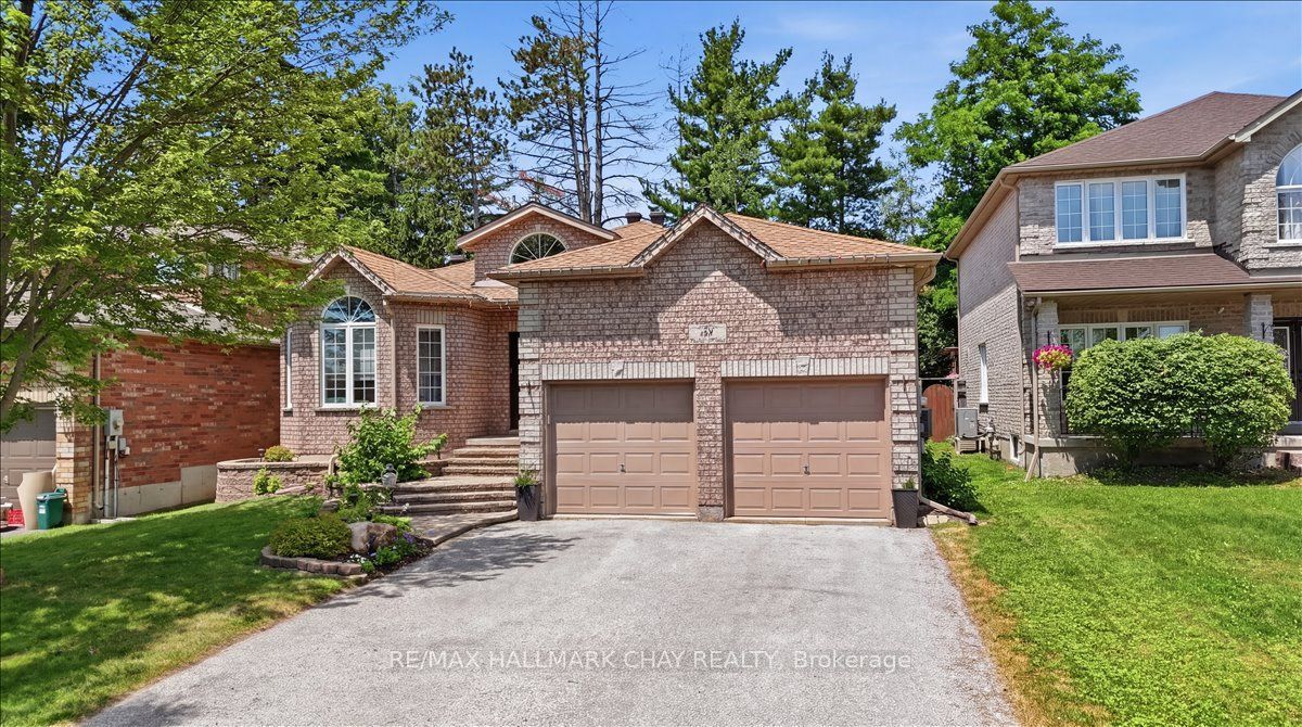 48 Ruffet Drive, Barrie, ON L4N 0N9 photo 2
