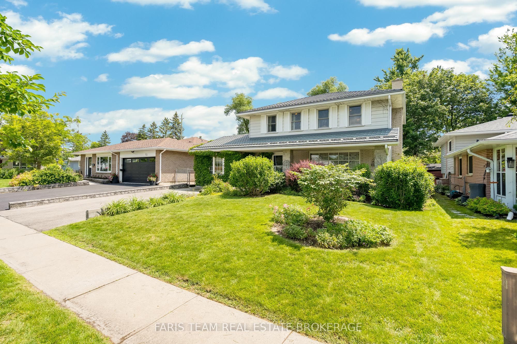 51 Davies Crescent, Barrie, ON L4M 2M4 photo 3