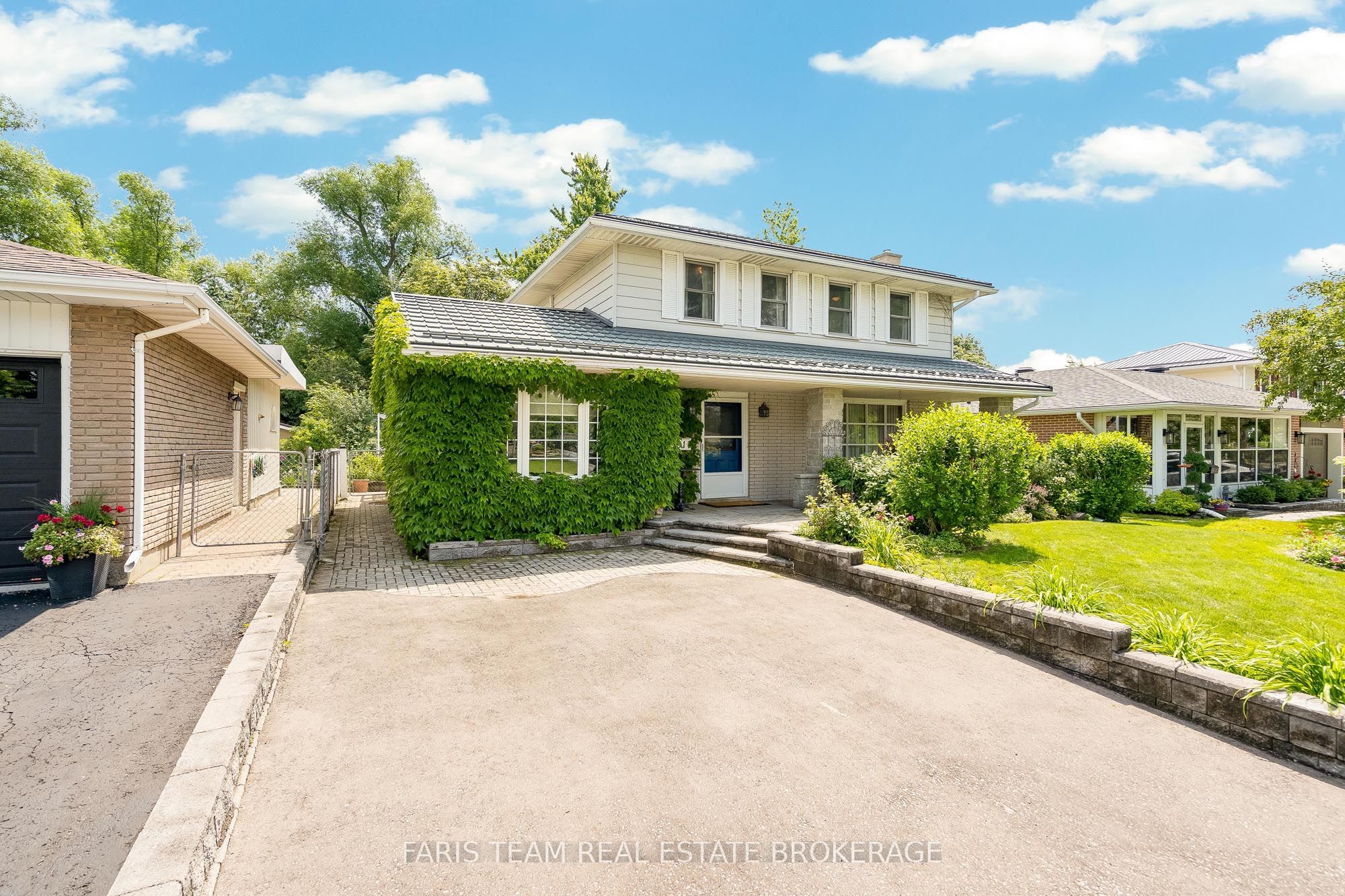 51 Davies Crescent, Barrie, ON L4M 2M4 photo 4