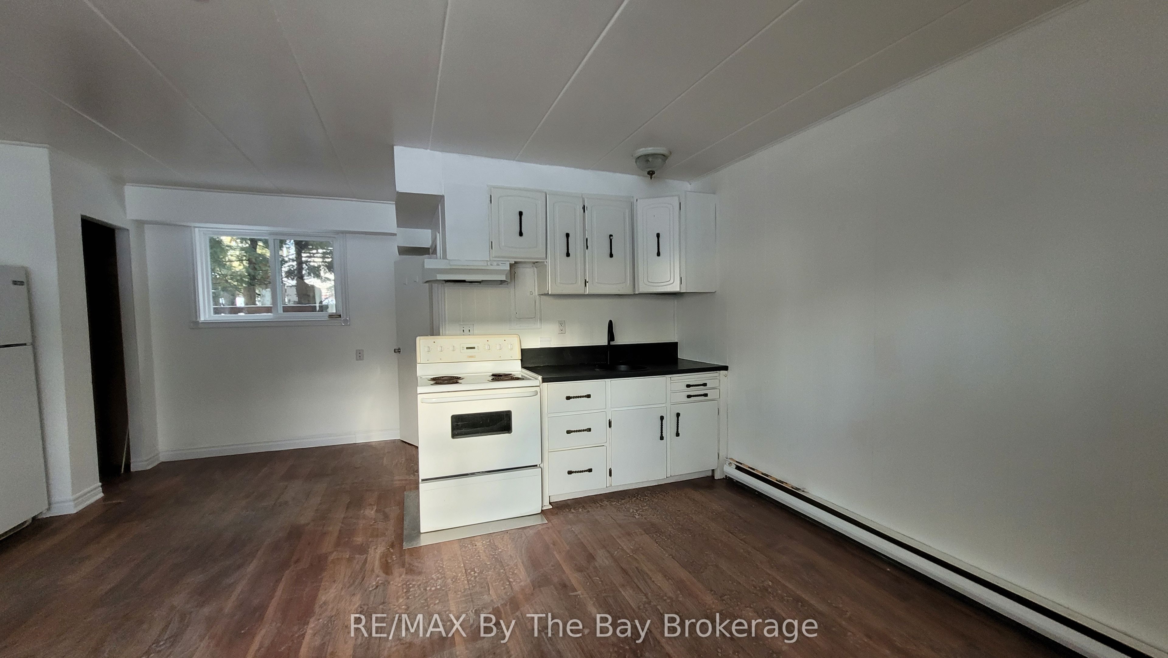 280 RIVER Road E A08, Wasaga Beach, ON L9Z 2L7 photo 5