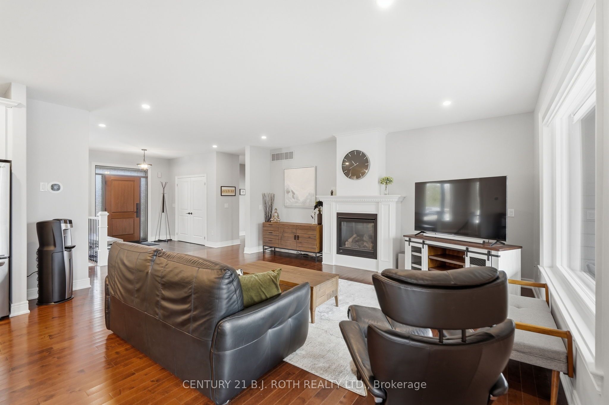 2228 Elana Drive, Severn, ON L3V 0C2 photo 5