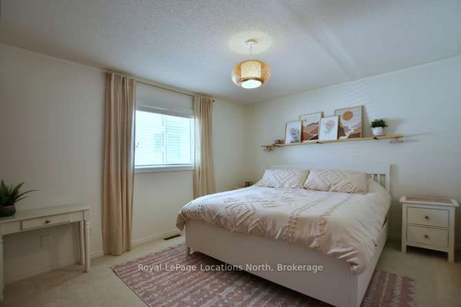 83 Fernbrook Drive, Wasaga Beach, ON L9Z 1G5 photo 5