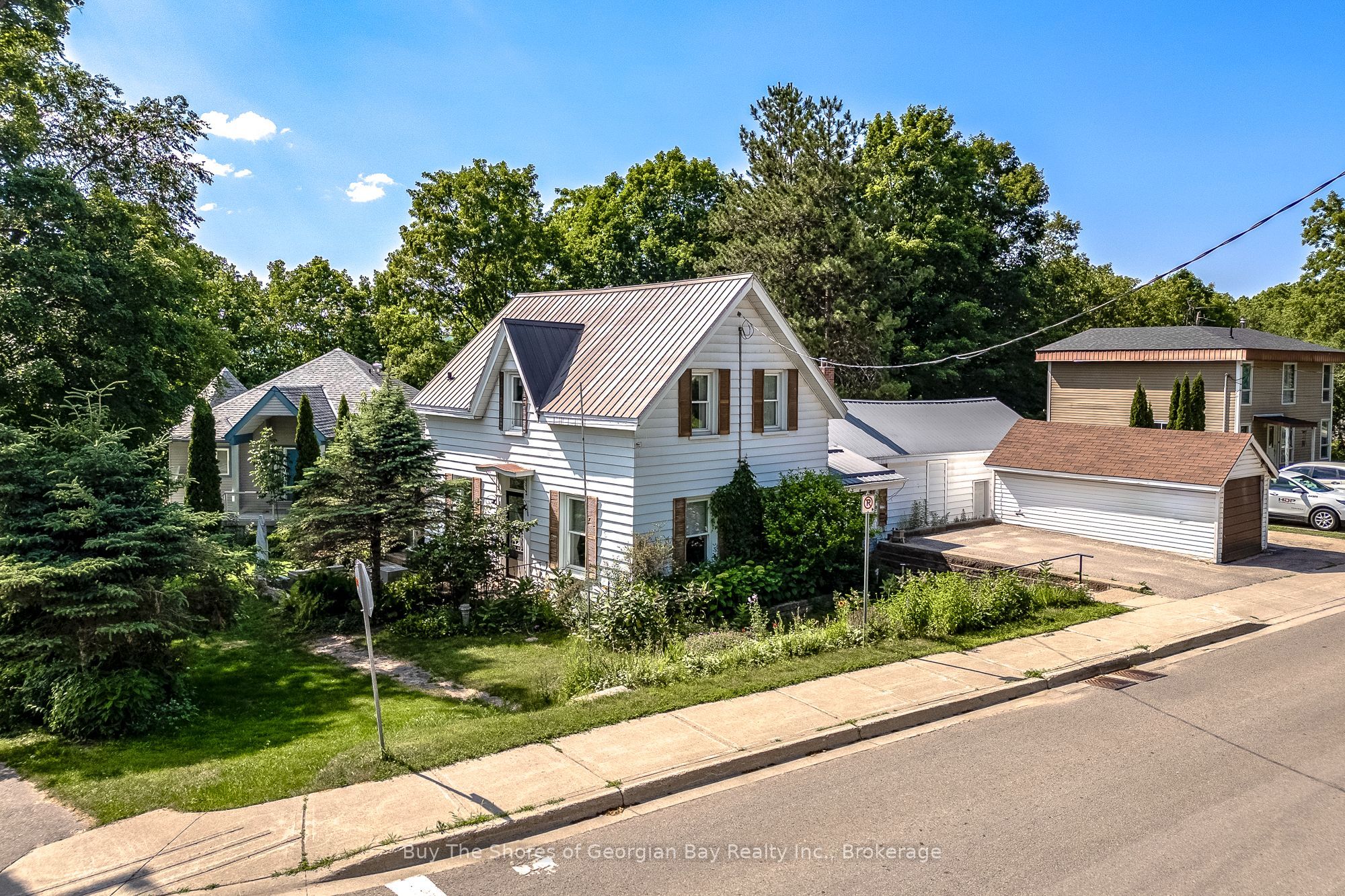 60 Church Street, Penetanguishene, ON L9M 1B3 photo 3