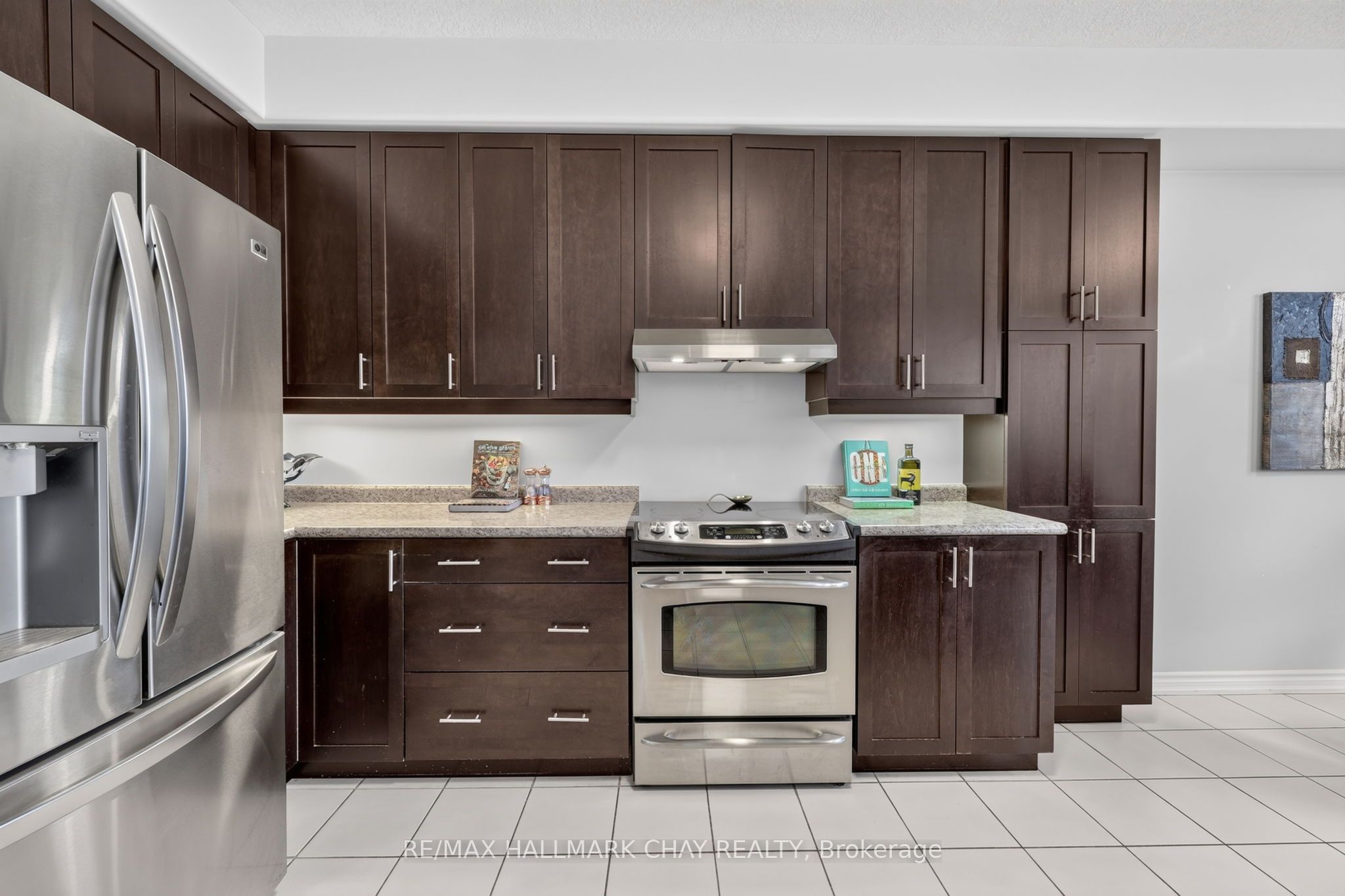 43 Graihawk Drive, Barrie, ON L4N 6G7 photo 3