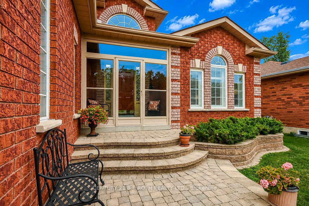 62 Benson Drive, Barrie, ON L4N 7Y2 photo 2