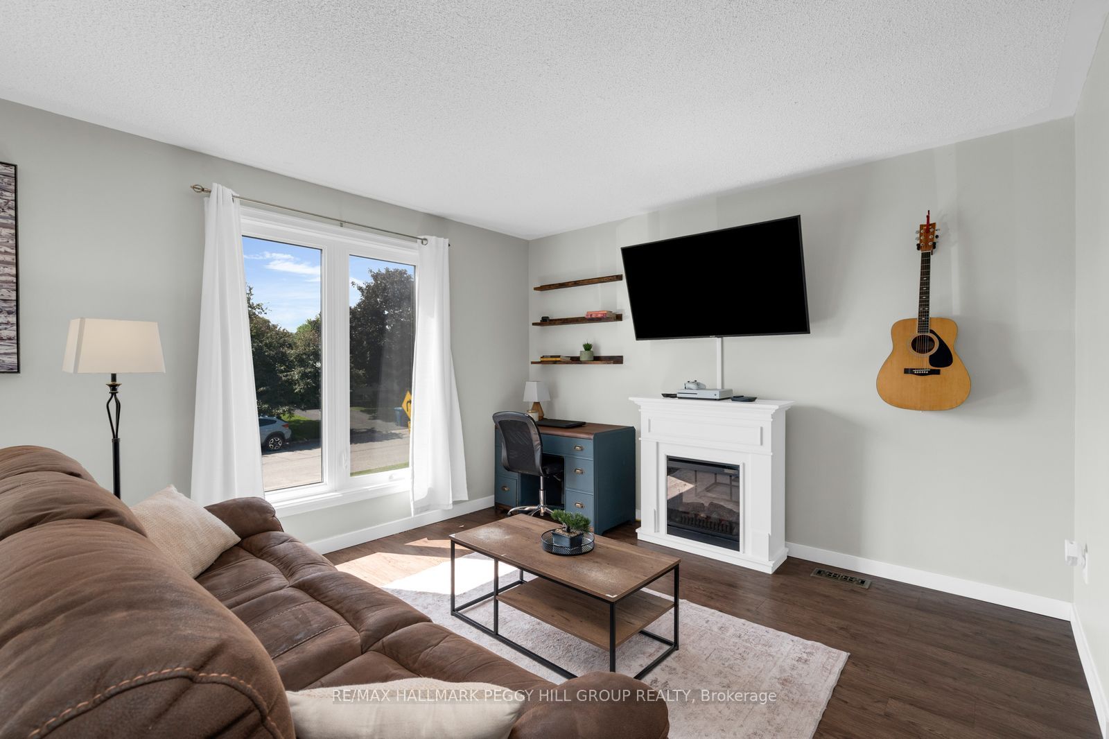 6 Cindy Lee Crescent, Orillia, ON L3V 7P3 photo 2