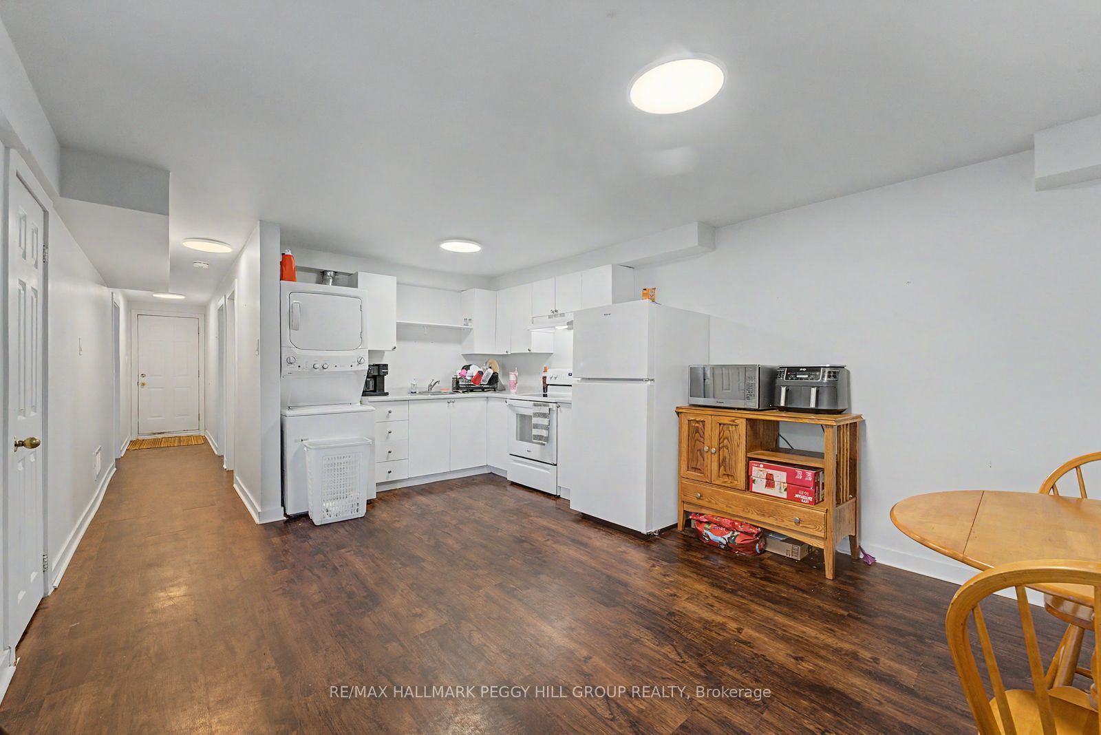 48 Cassandra Drive Lower, Barrie, ON L4M 6Z3 photo 2