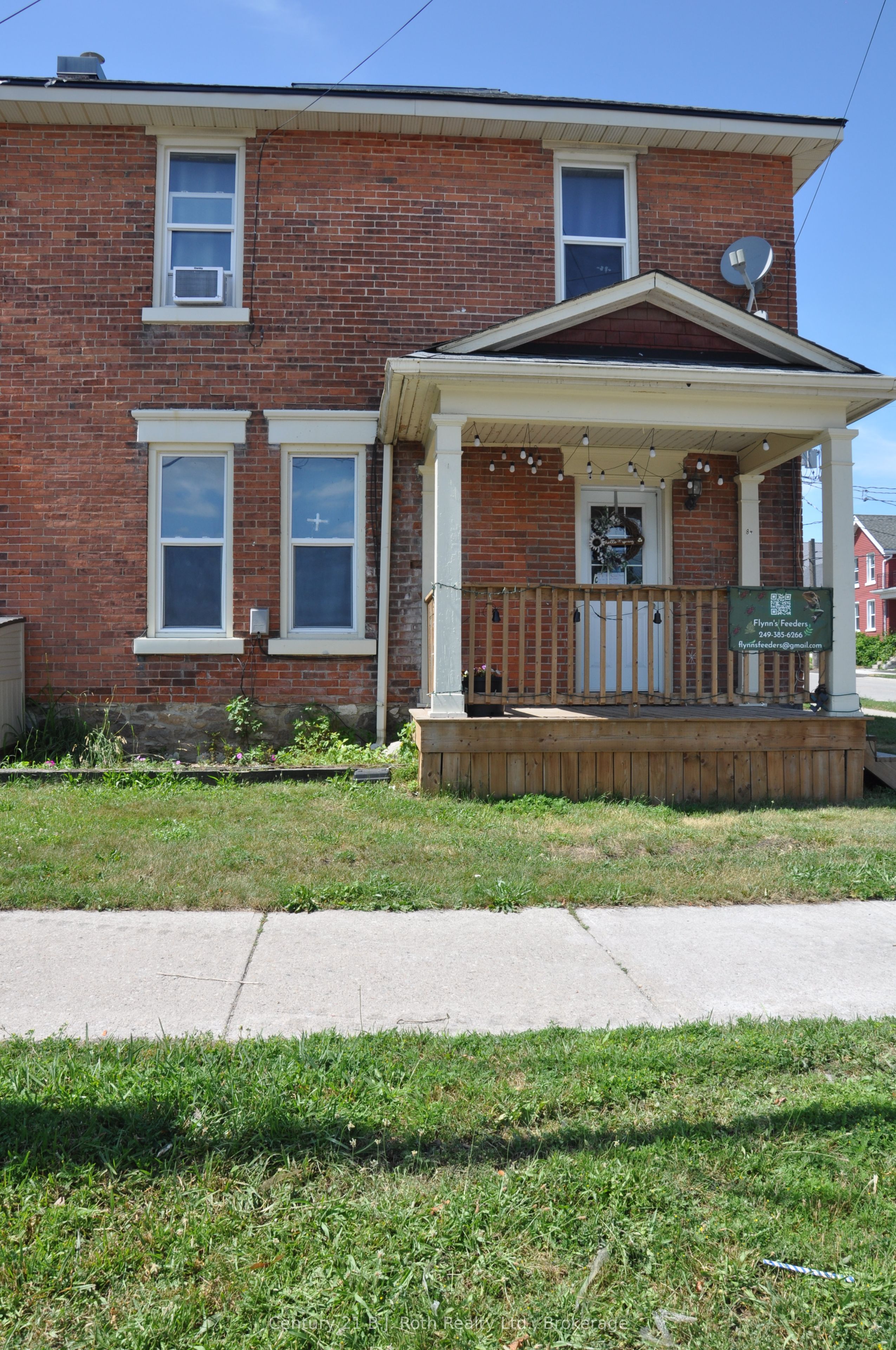 84 Mississaga Street W, Orillia, ON L3V 3B1 photo 2