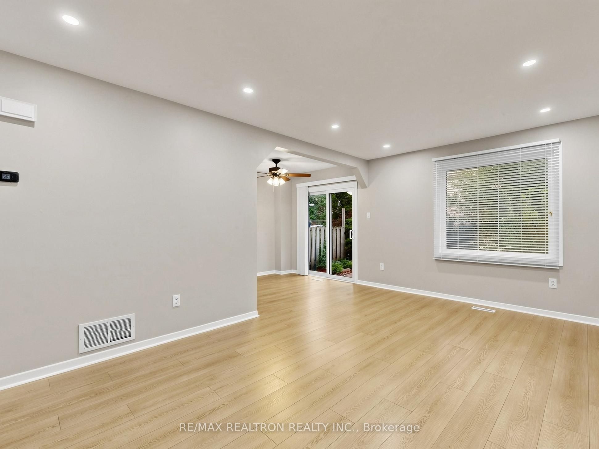 12 Robin Court, Barrie, ON L4M 5M1 photo 5