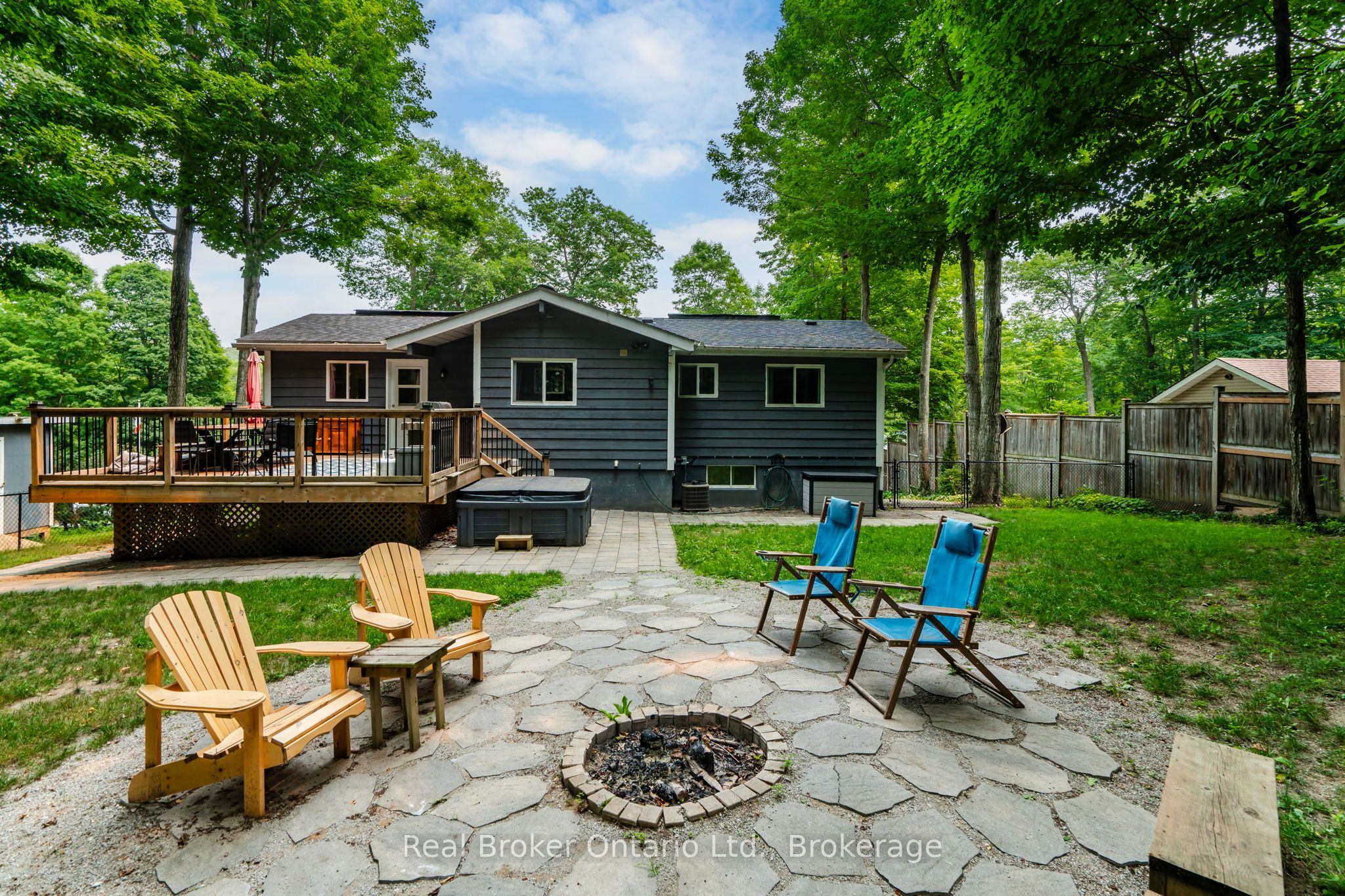 120 Farlain Lake Road W, Tiny, ON L9M 0B9 photo 3