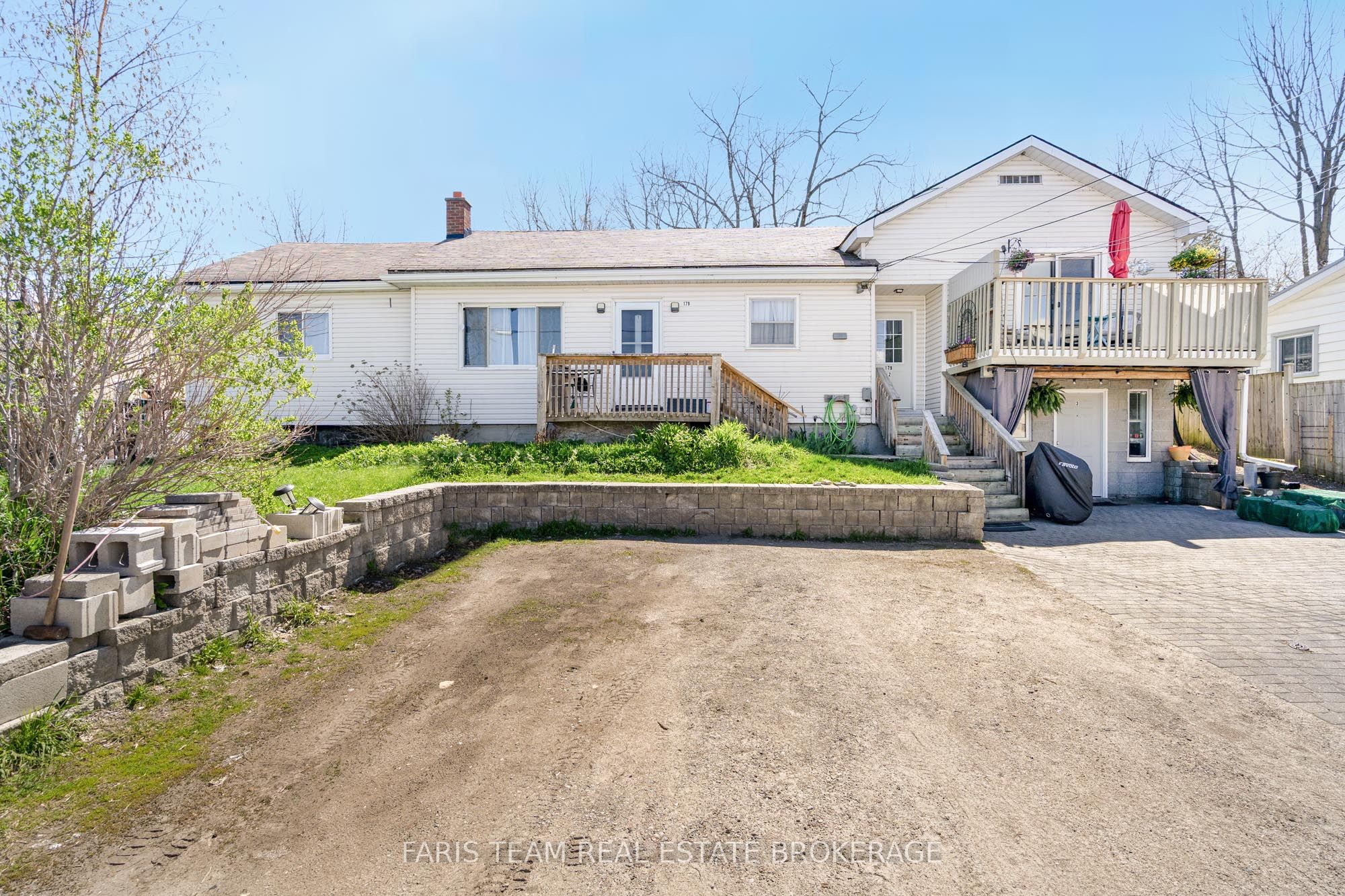 179 John Street, Tay, ON L0K 2A0