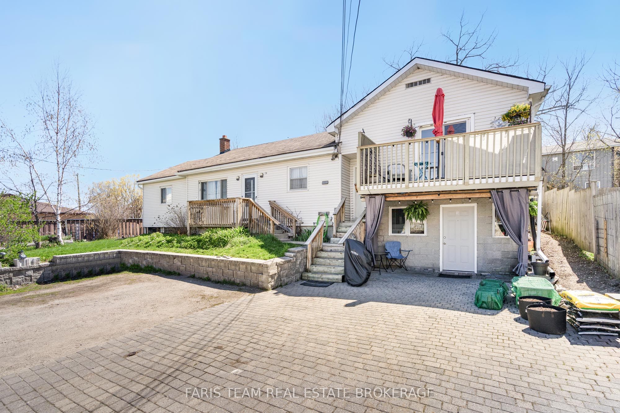 179 John Street, Tay, ON L0K 2A0 photo 2