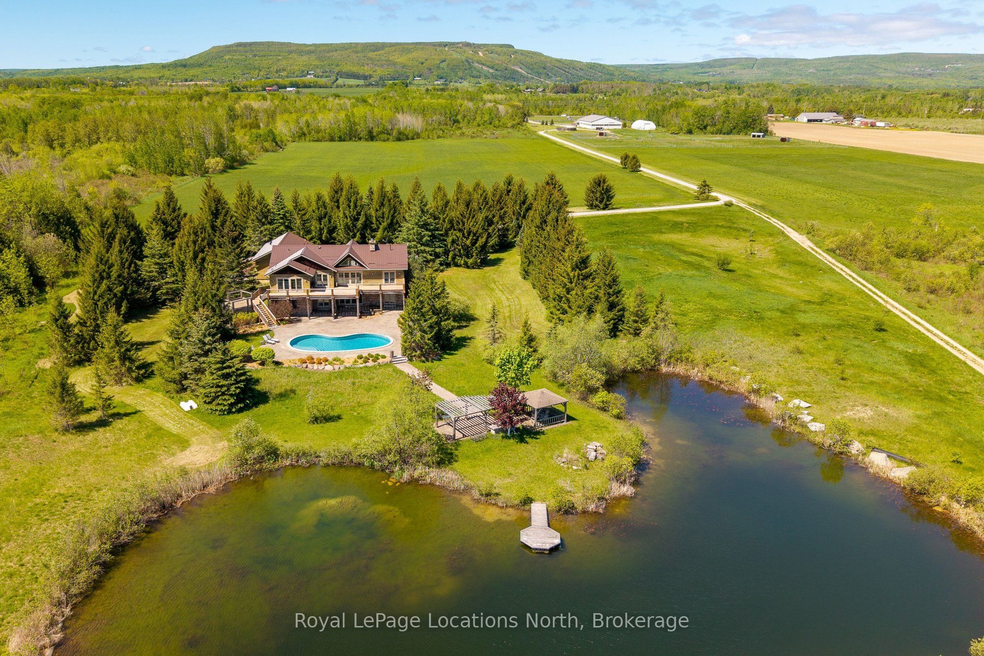 2623 Con 10 N Nottawasaga Side Road N, Clearview, ON L9Y 3Y9