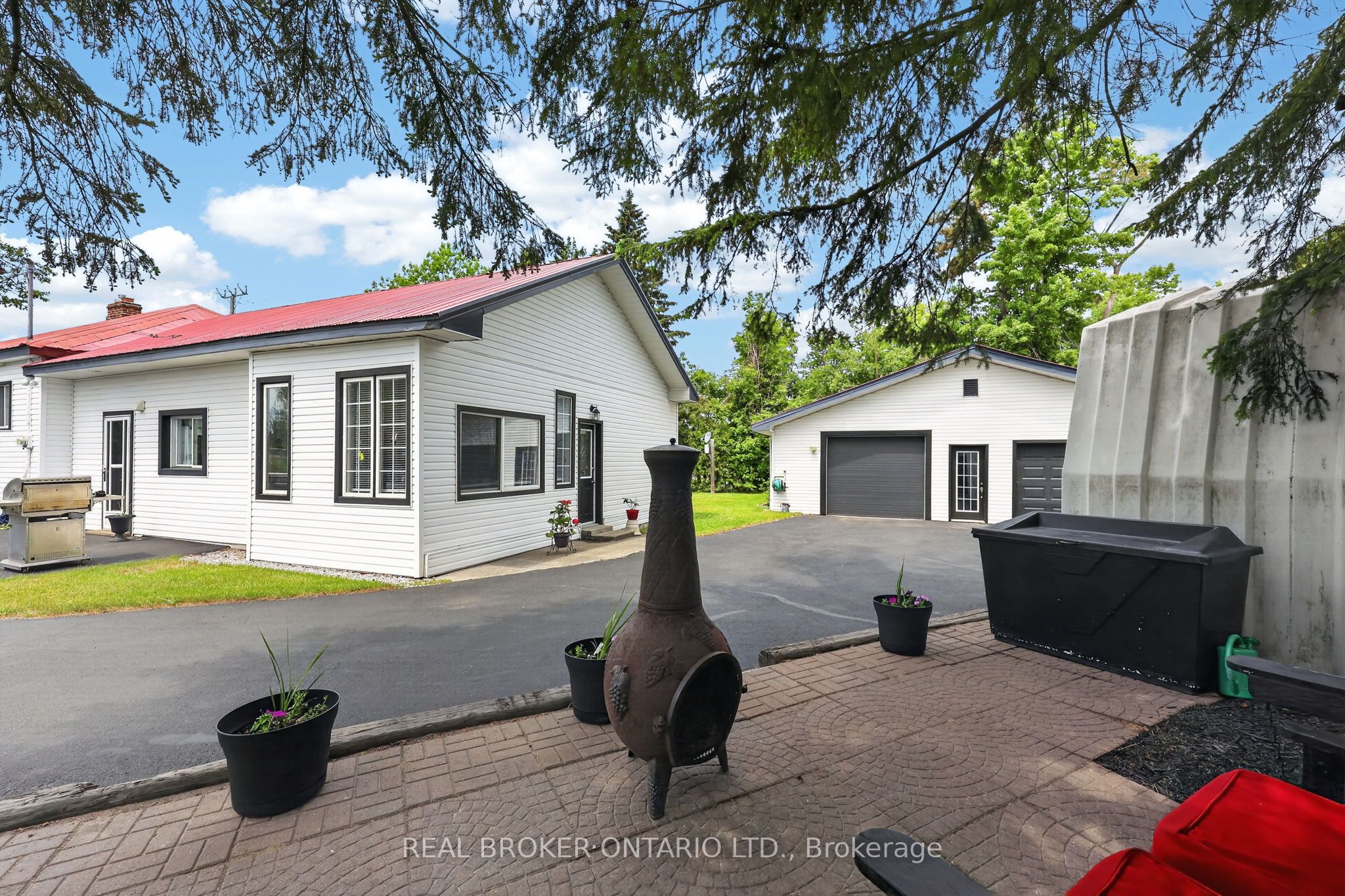 4675 Uhthoff Line, Orillia, ON L3V 6H2 photo 2