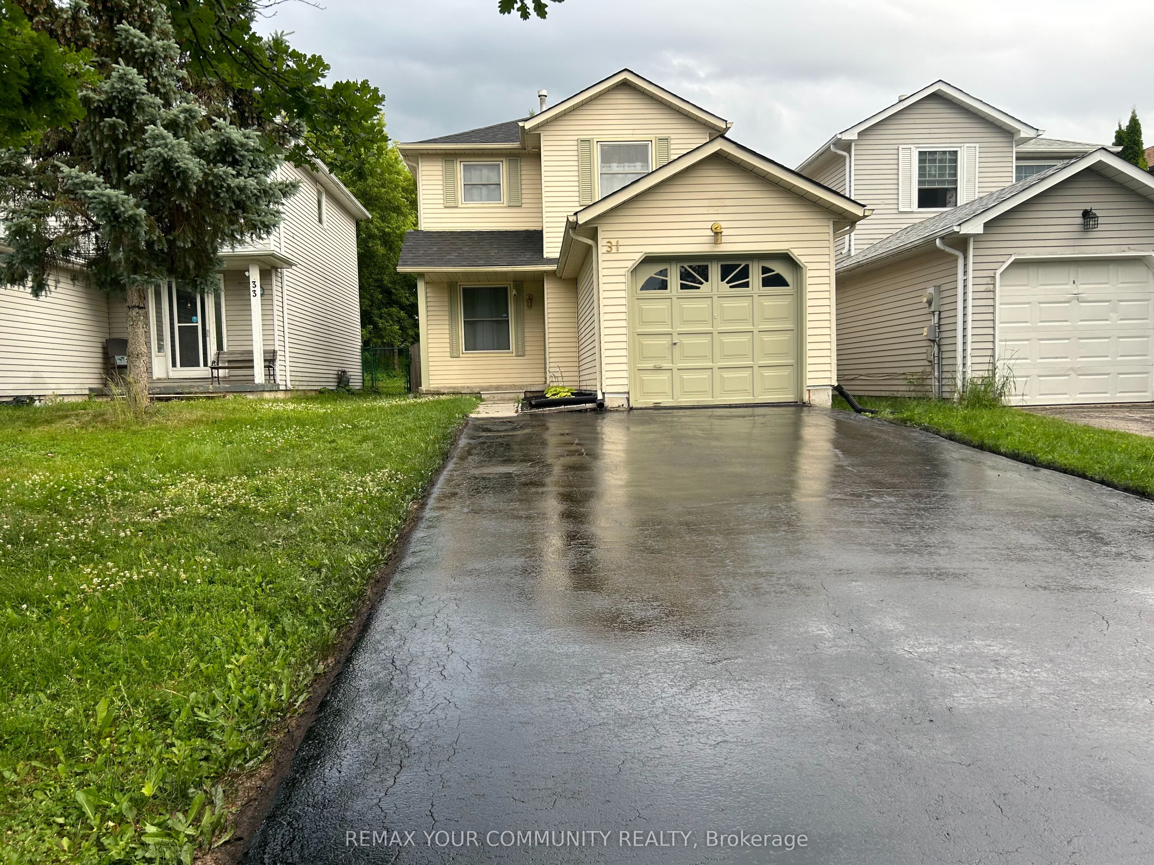 31 D'ambrosio Drive, Barrie, ON L4N 6V6