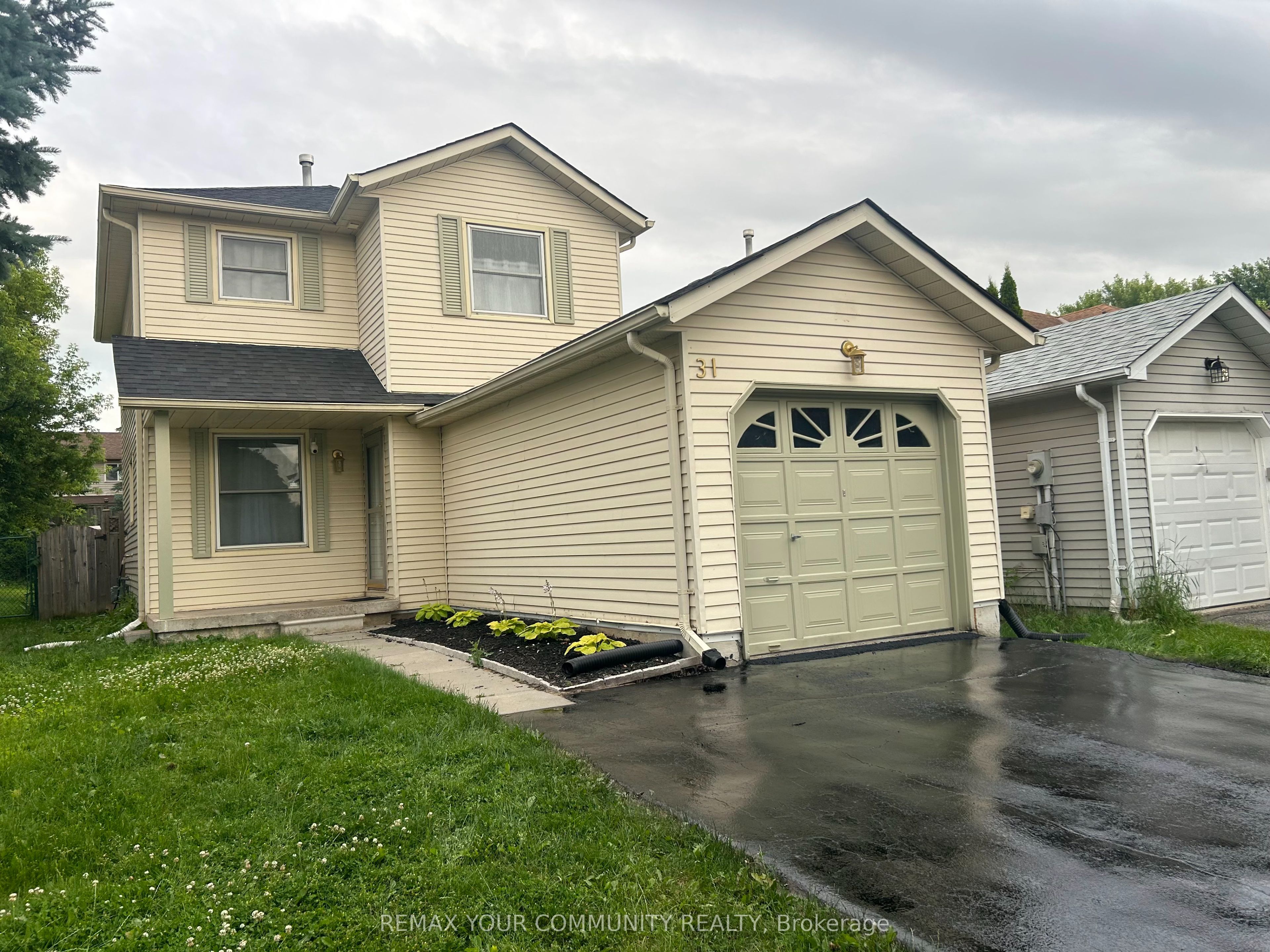 31 D'ambrosio Drive, Barrie, ON L4N 6V6 photo 2
