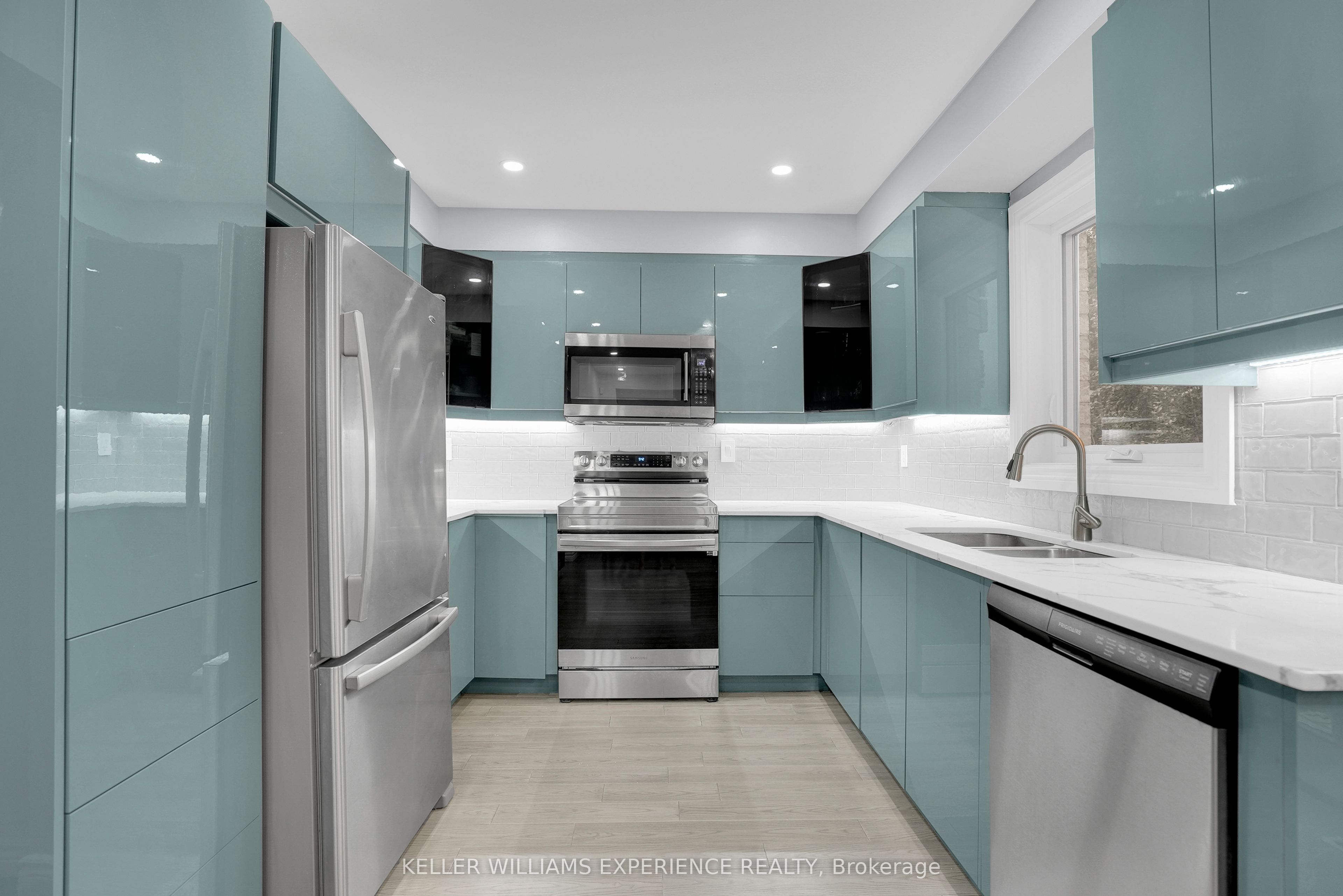 60 Nicholson Drive, Barrie, ON L4N 8L7 photo 3