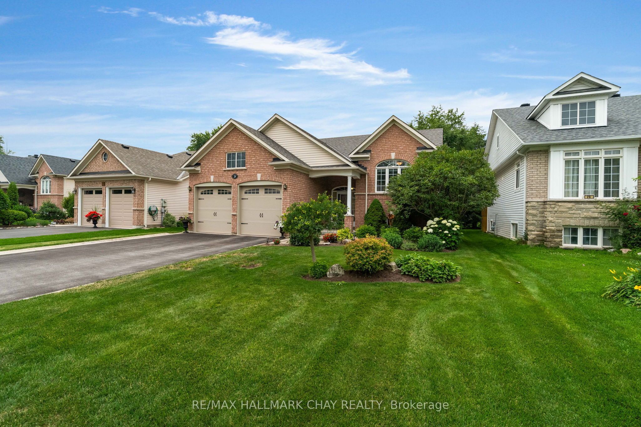 24 Northwood Drive, Wasaga Beach, ON L9Z 3B5 photo 3