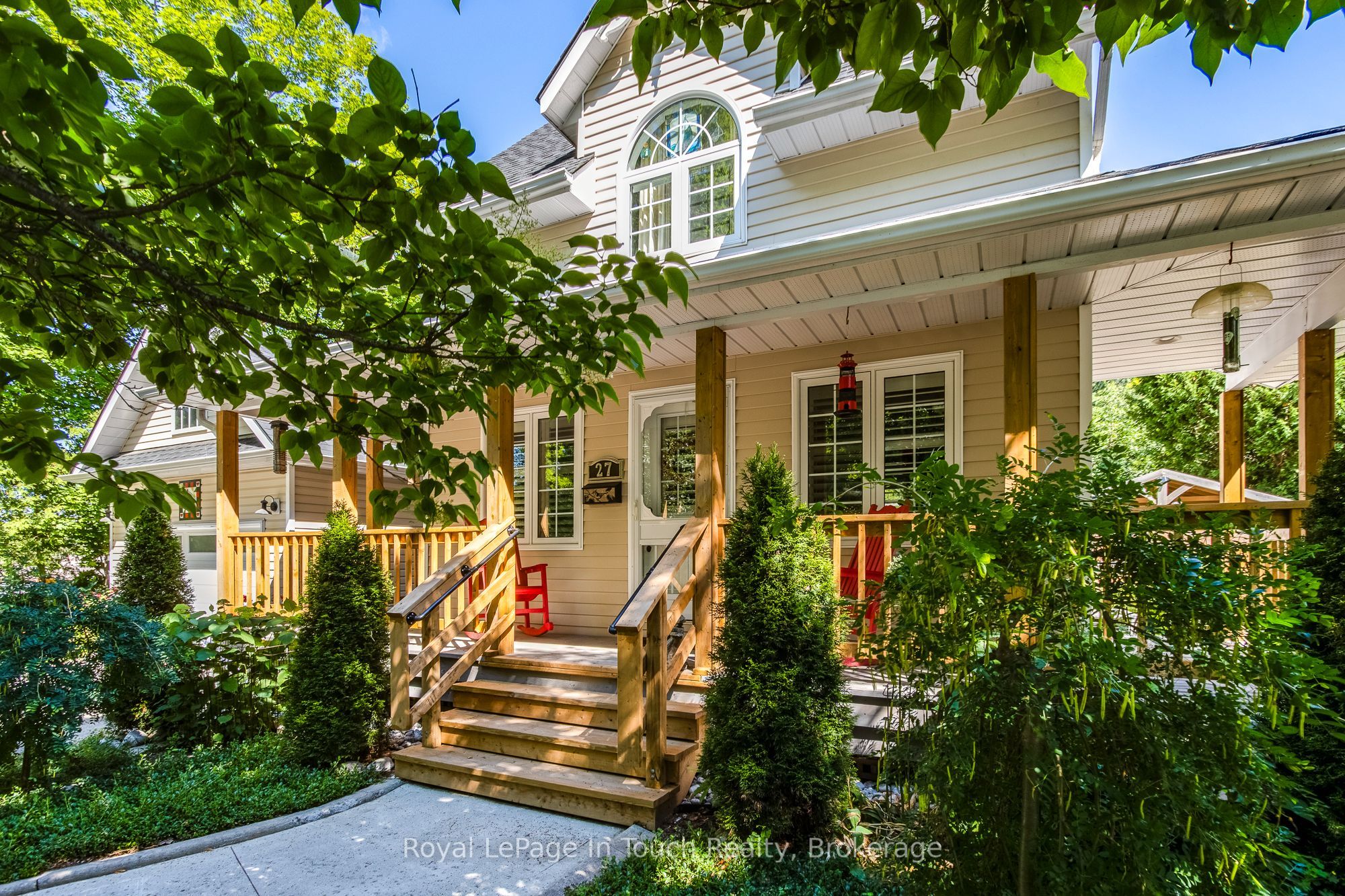 27 Don Street, Penetanguishene, ON L9M 1E5 photo 4