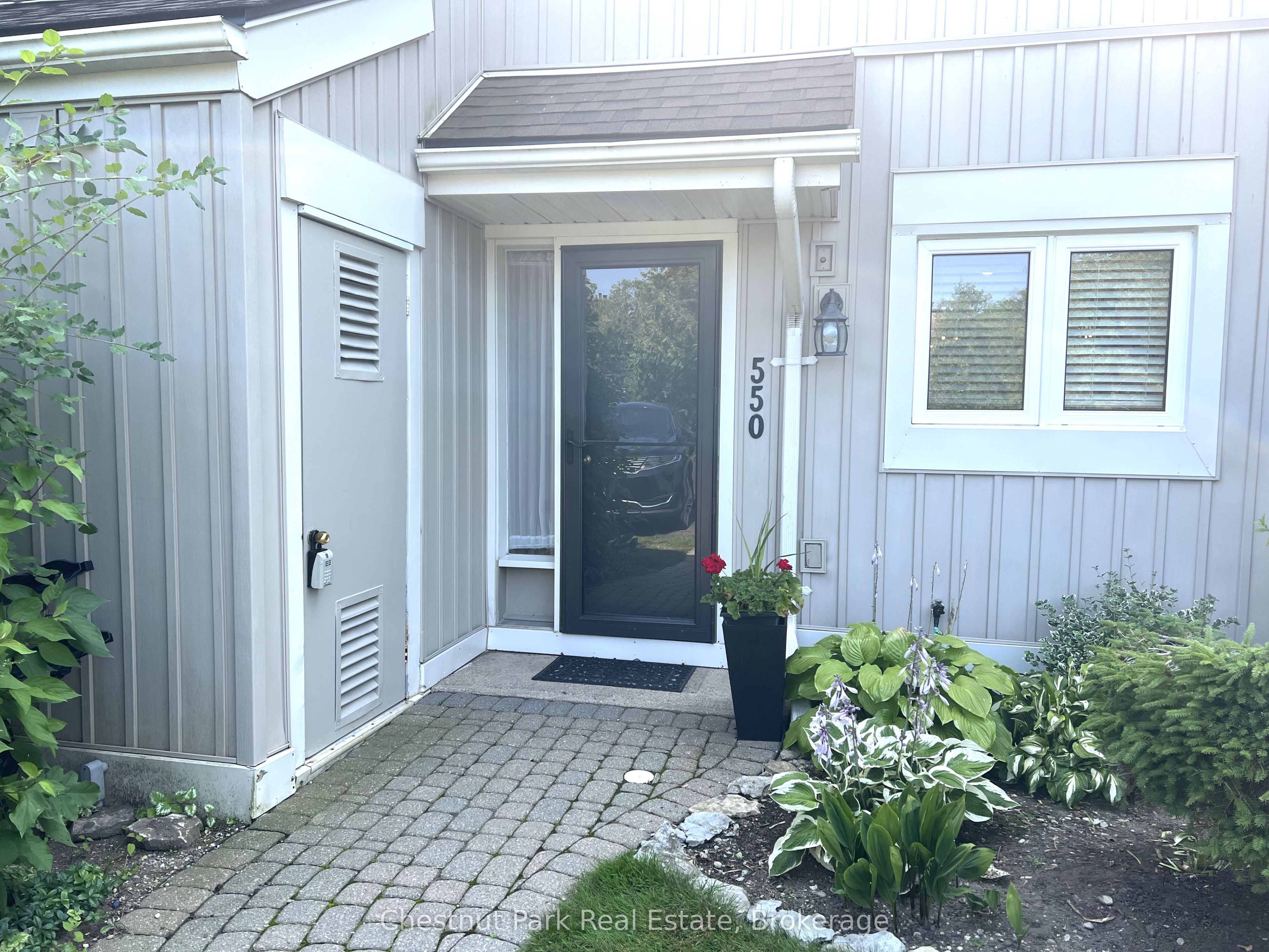 550 Oxbow Crescent, Collingwood, ON L9Y 5B4