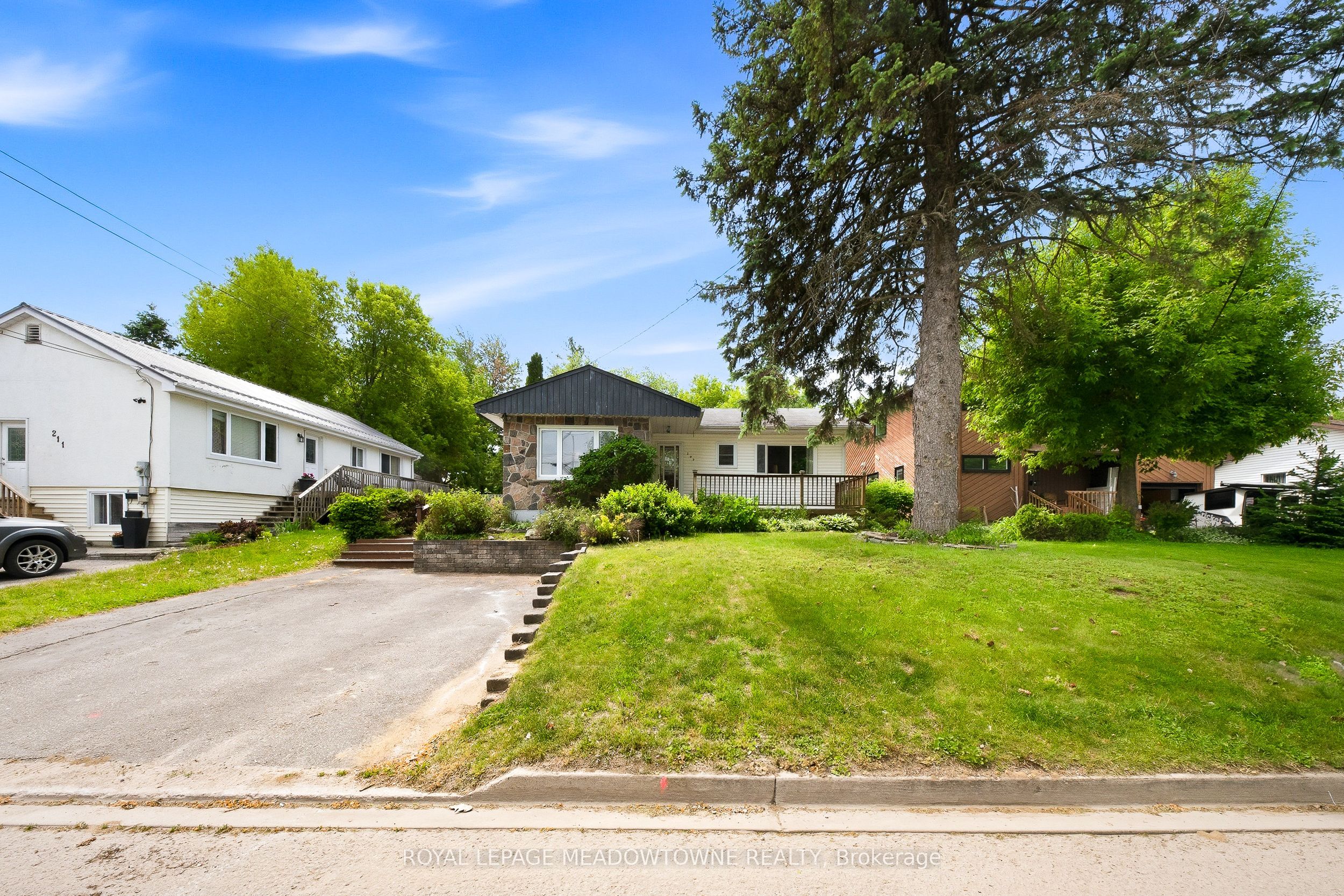 209 Cliff Road, Barrie, ON L4N 3X5 photo 4