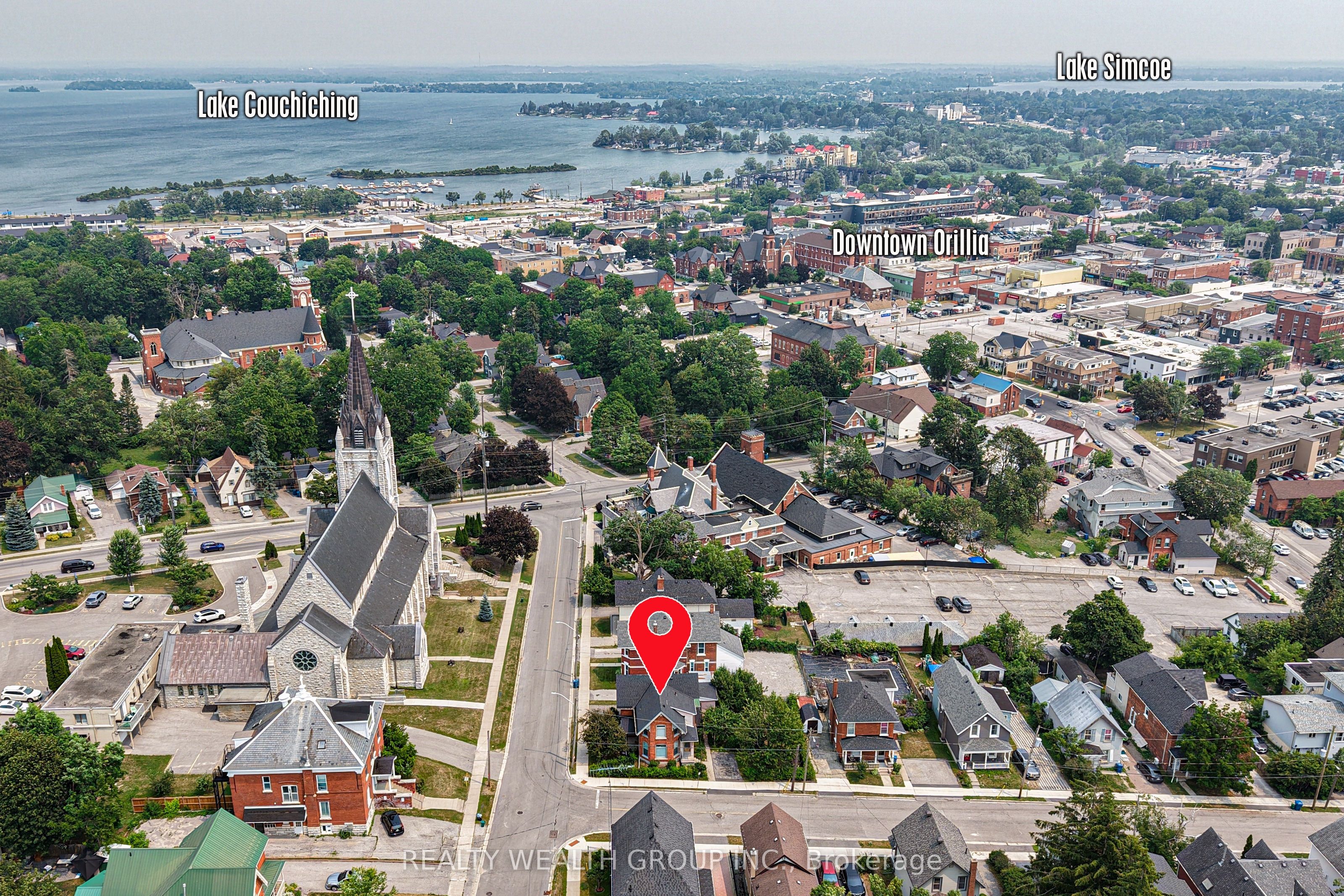23 Penetang Street, Orillia, ON L3V 3N1 photo 2