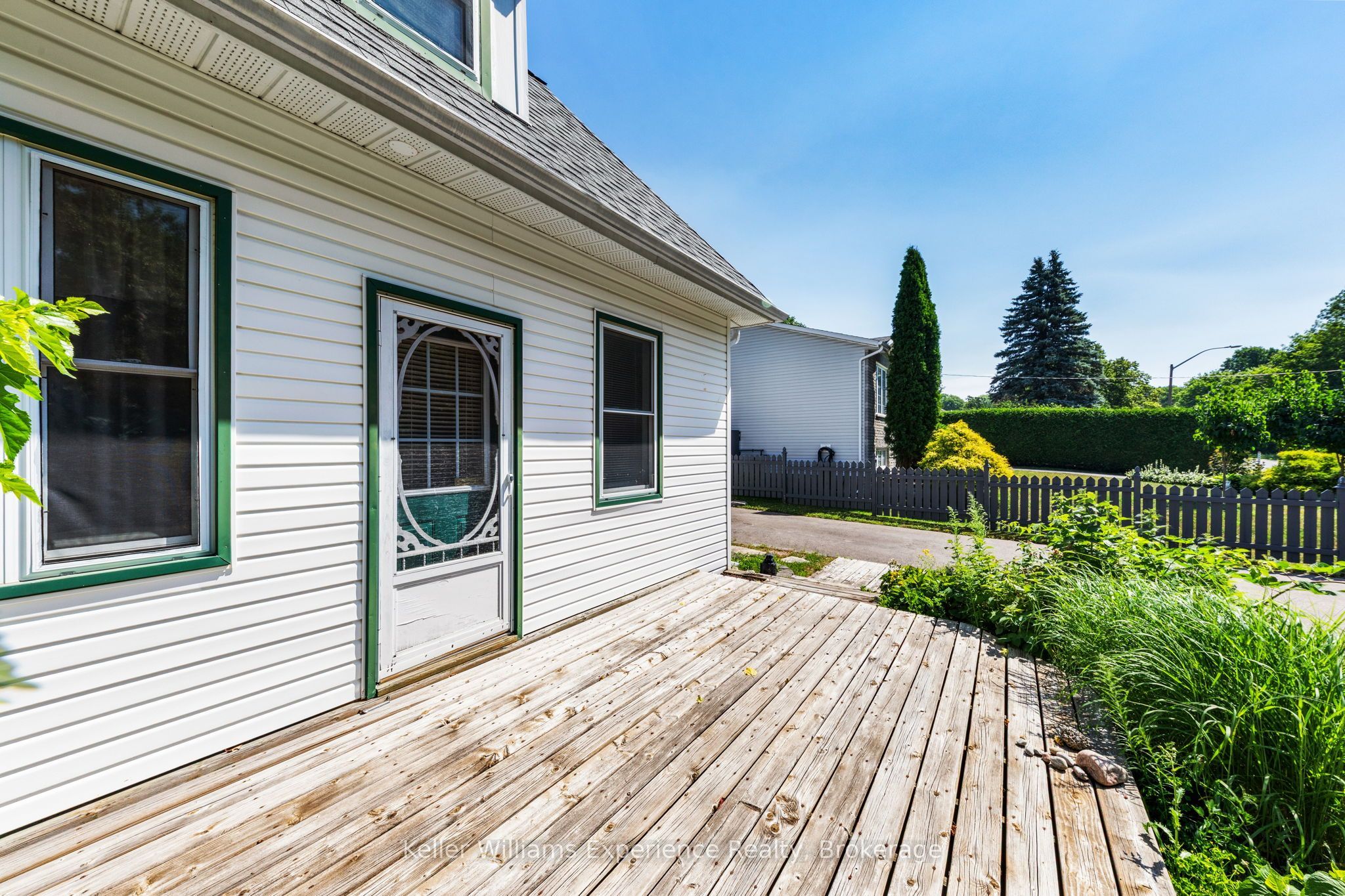 133 Burke Street, Penetanguishene, ON L9M 1H1 photo 3