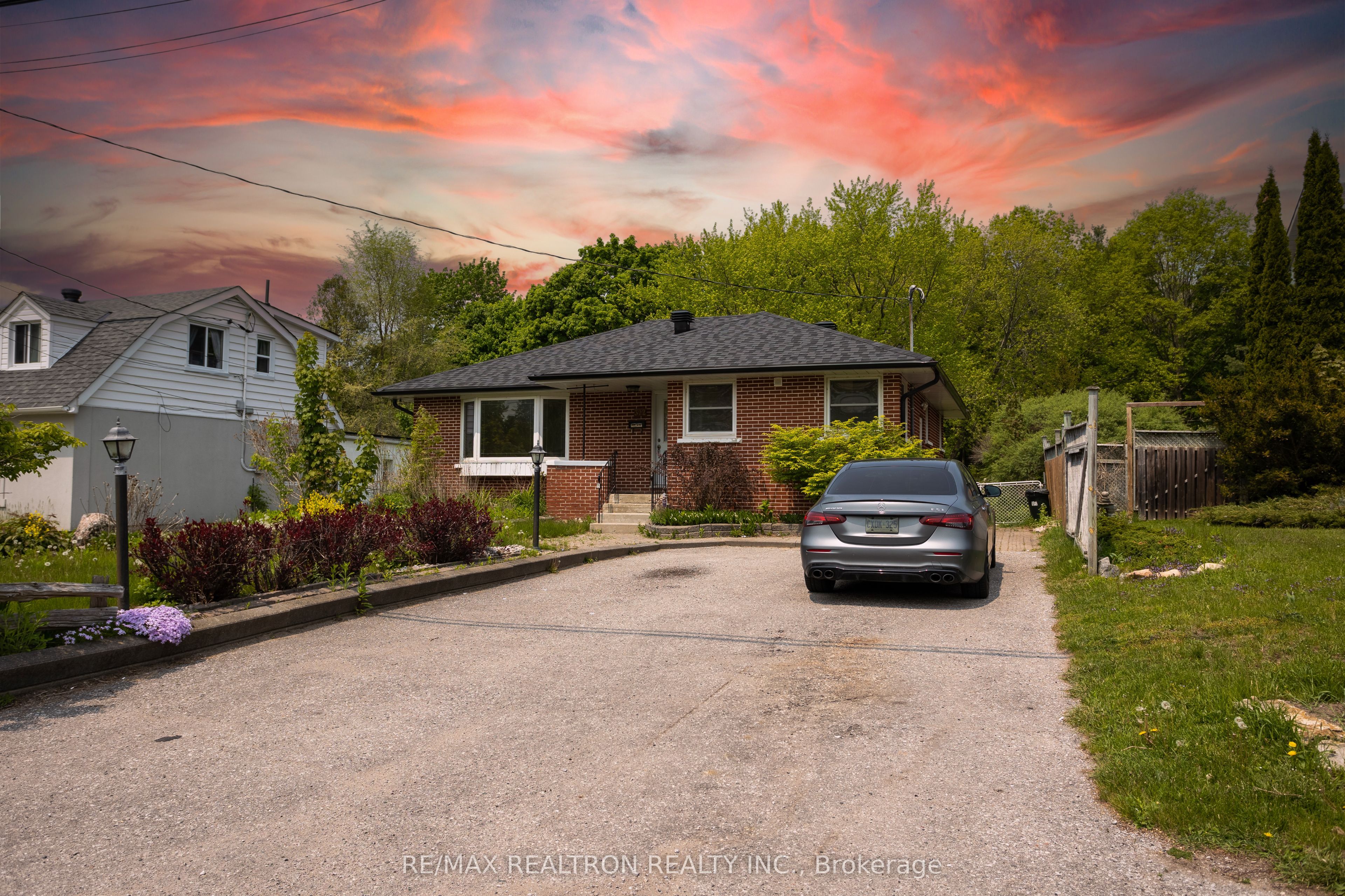 322 Shanty Bay Road Bsmt, Oro-Medonte, ON L4M 1E7