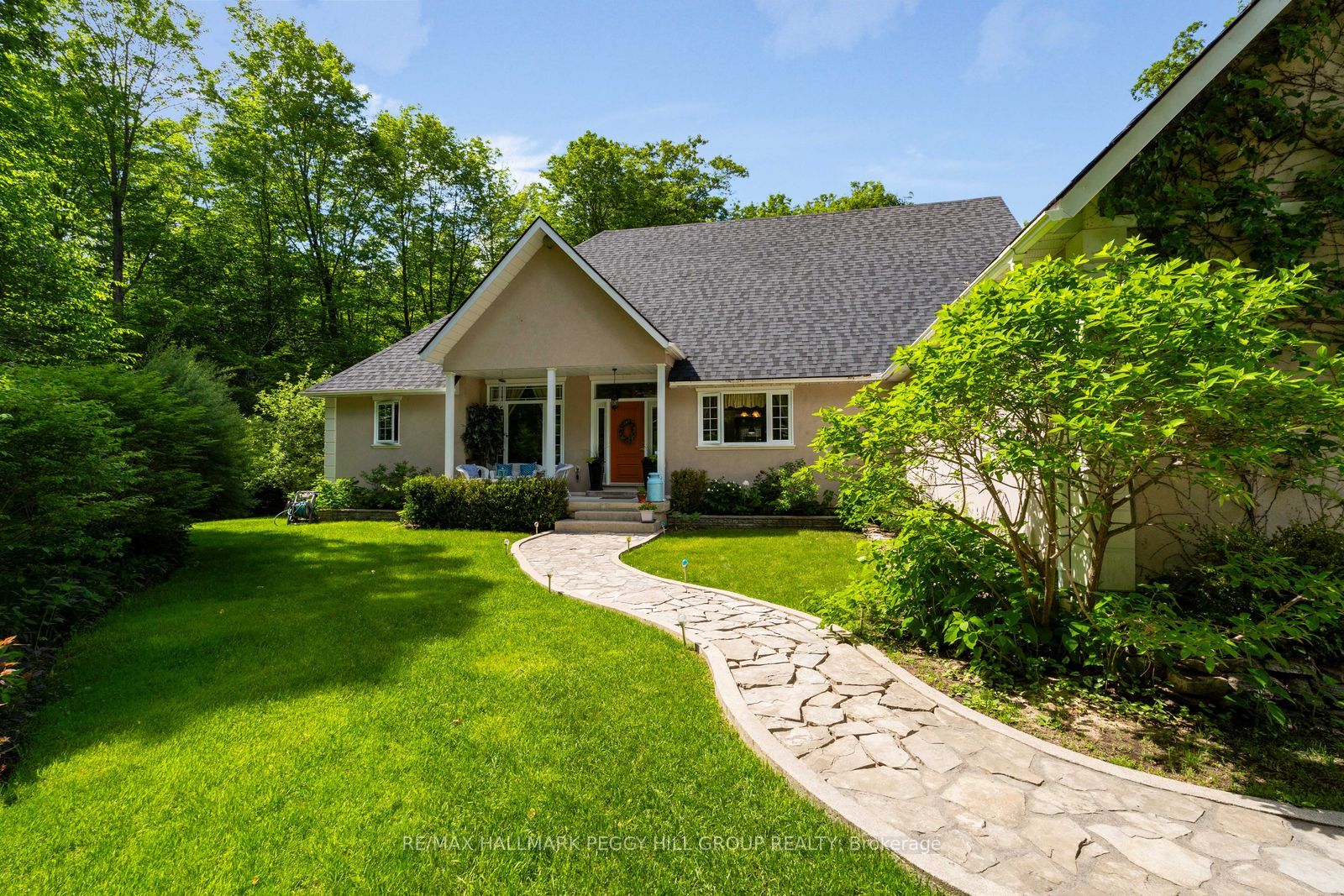 22 O'Donnell Court, Penetanguishene, ON L9M 2A6 photo 2