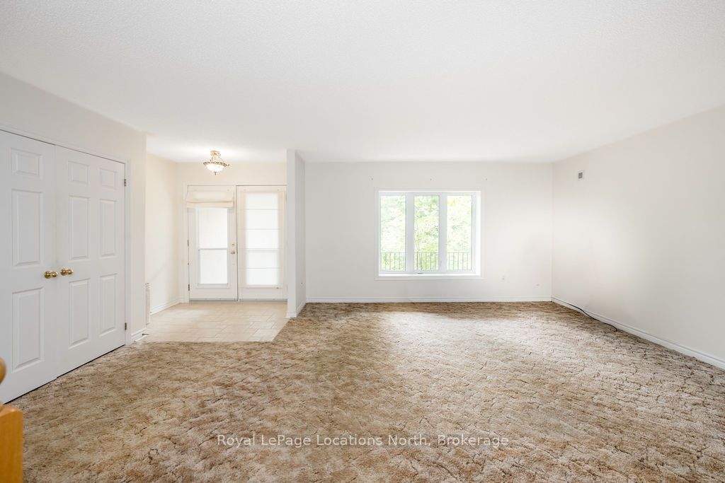128 Spruce Street, Tiny, ON L0L 1P1 photo 3
