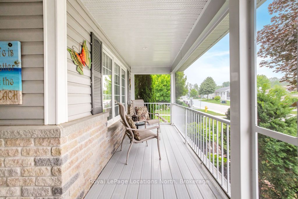 6 Tennessee Avenue, Wasaga Beach, ON L9Z 3A8 photo 3