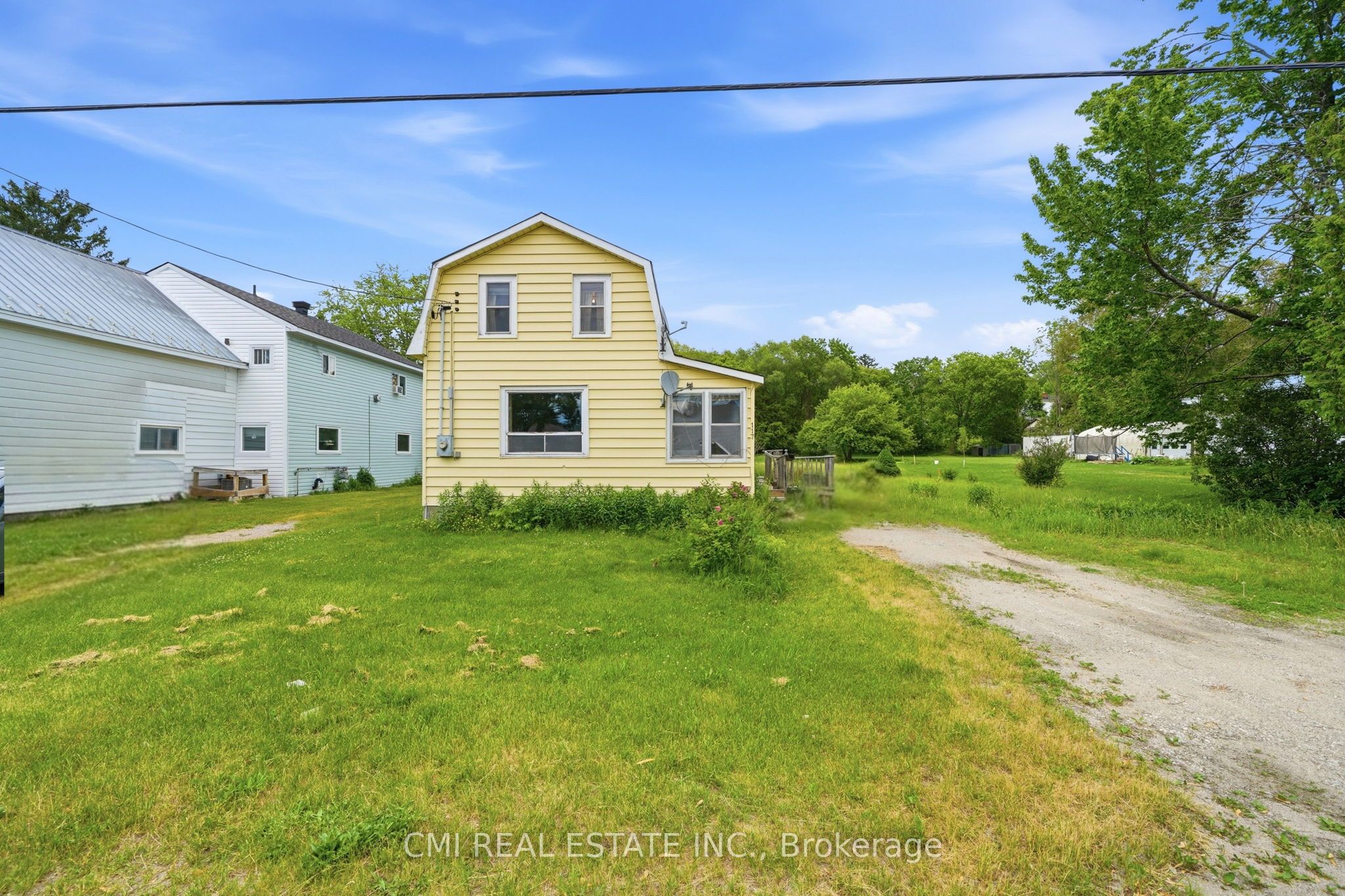 117 Fox Street, Penetanguishene, ON L9M 1E2 photo 3