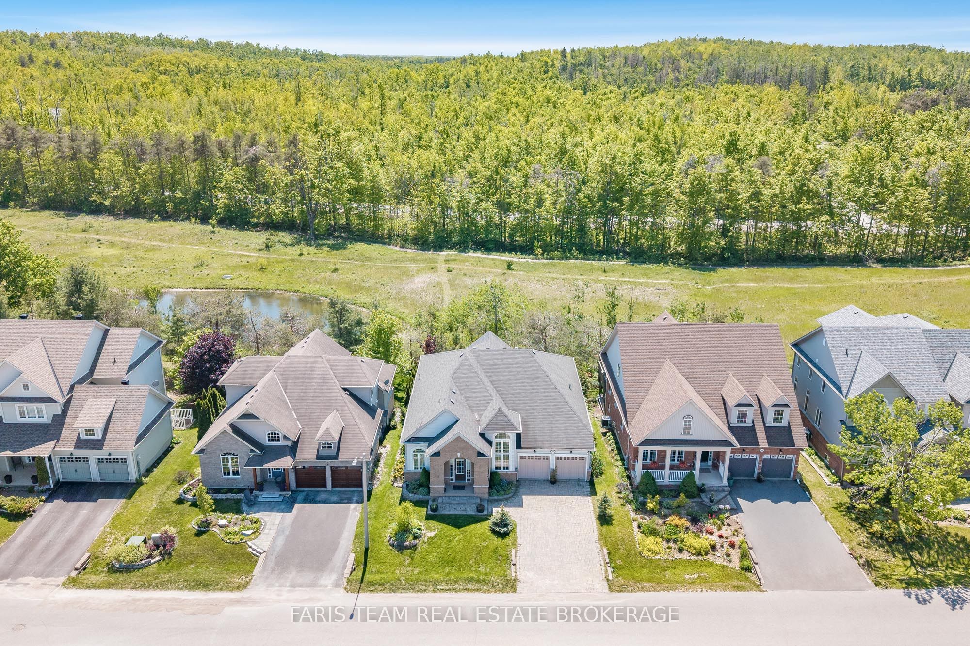 16 Landscape Drive, Oro-Medonte, ON L0L 2L0 photo 2