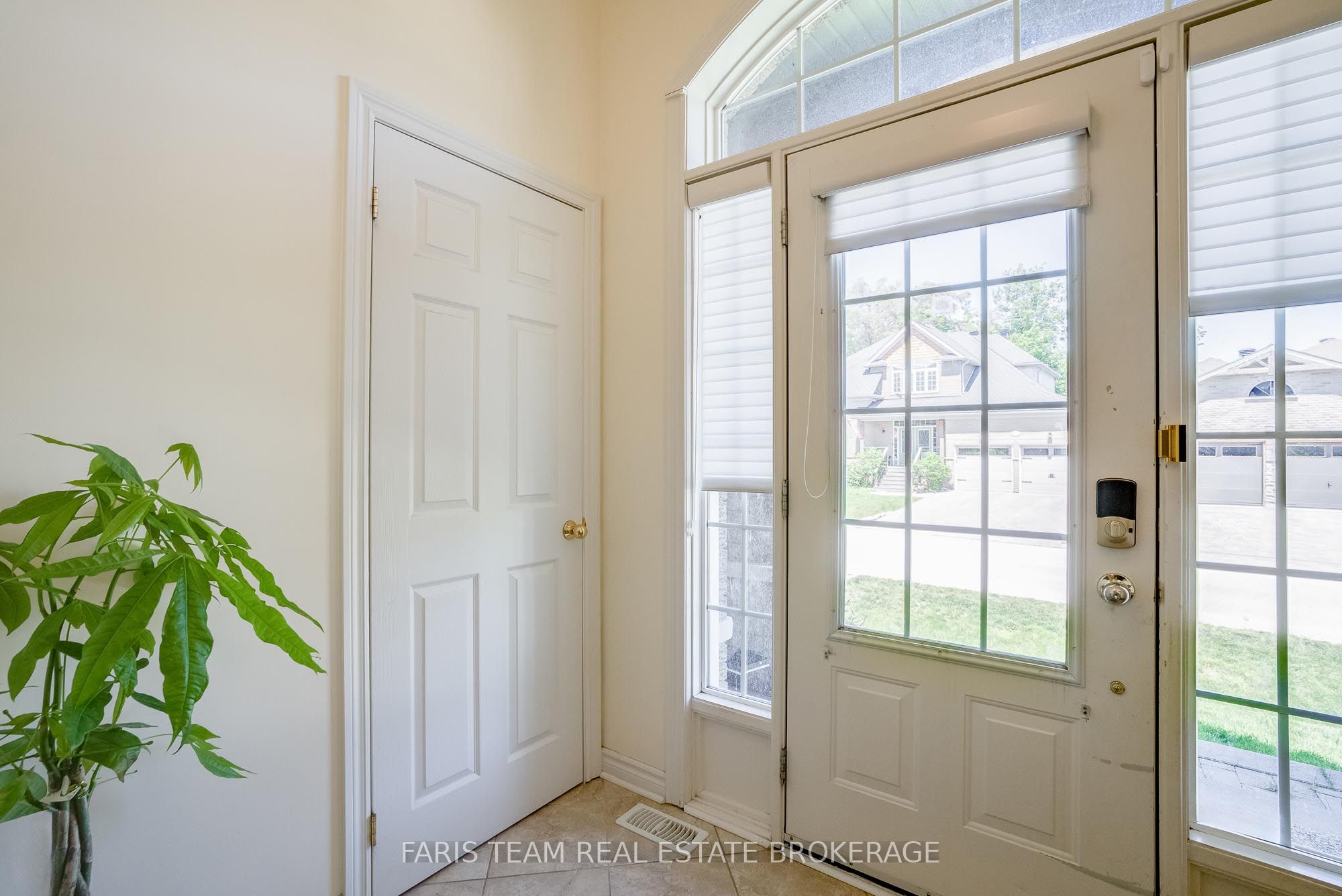16 Landscape Drive, Oro-Medonte, ON L0L 2L0 photo 5